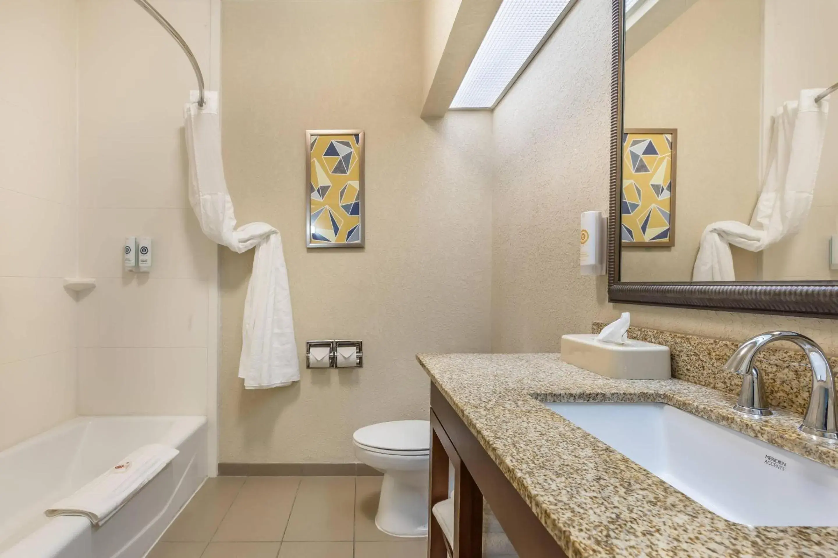 Bedroom in Comfort Inn Pinehurst - Southern Pines Bedroom in Comfort Inn Pinehurst - Southern Pines