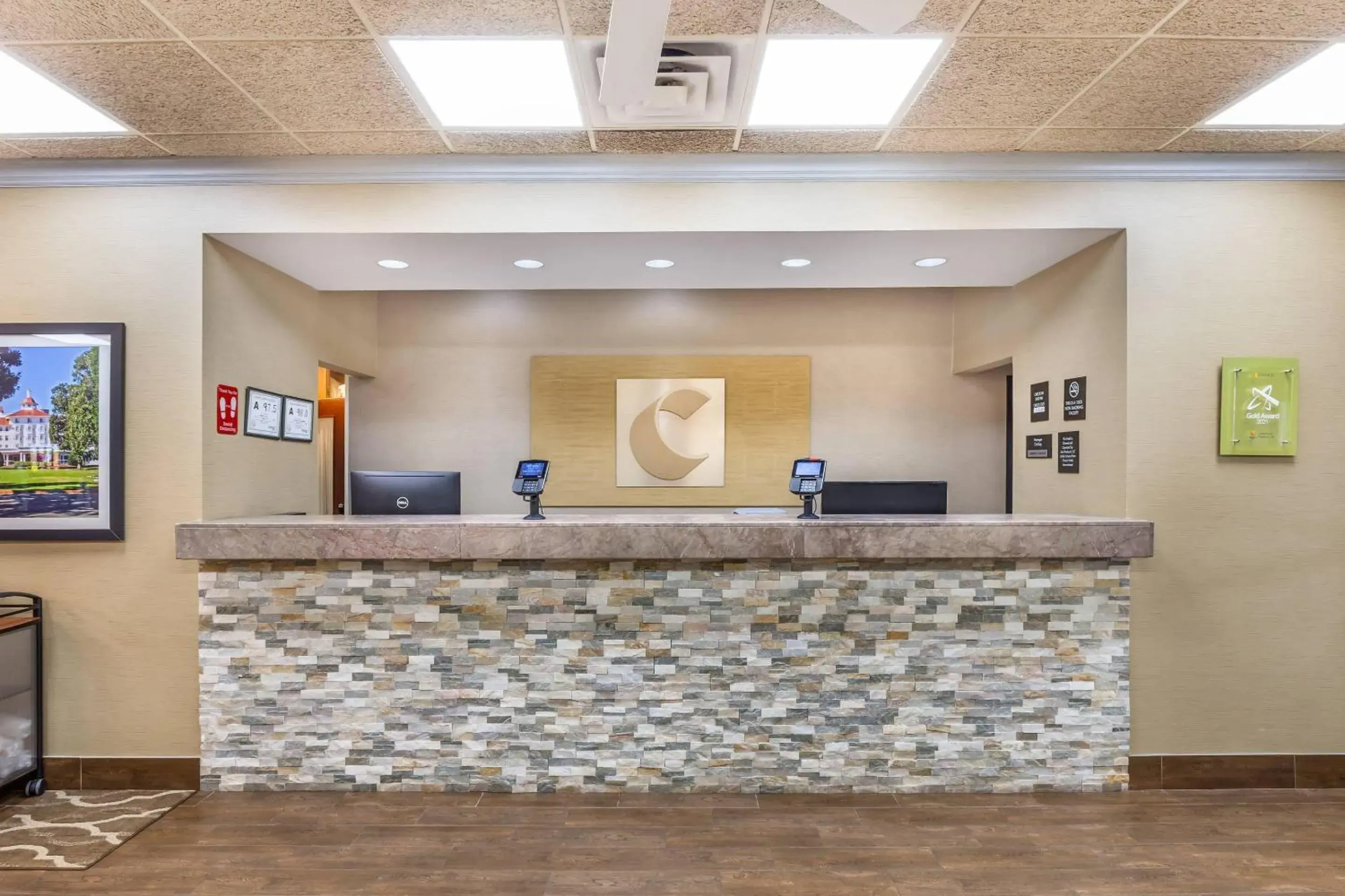 Lobby or reception in Comfort Inn Pinehurst - Southern Pines Lobby or reception in Comfort Inn Pinehurst - Southern Pines