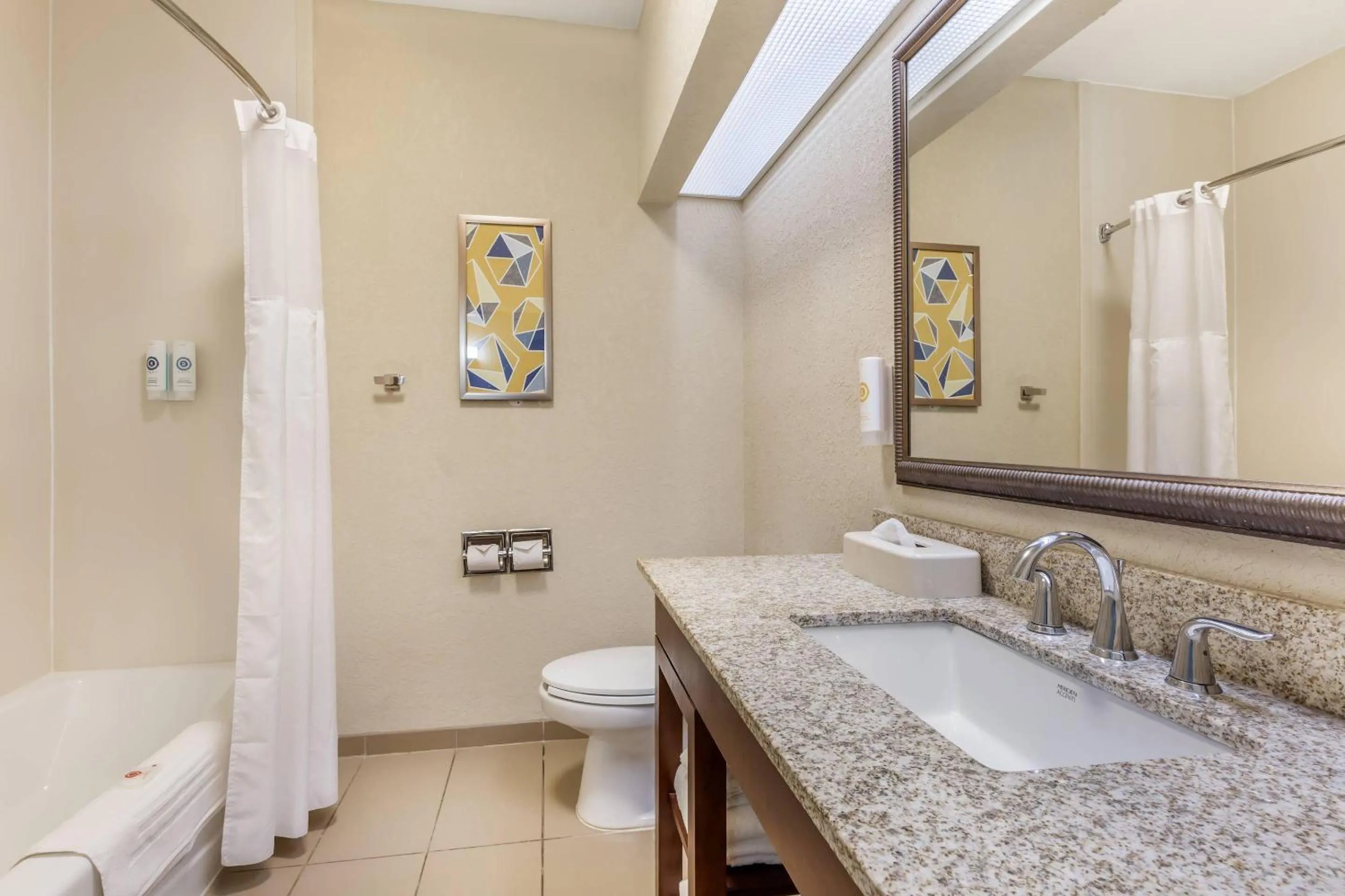 Bedroom in Comfort Inn Pinehurst - Southern Pines