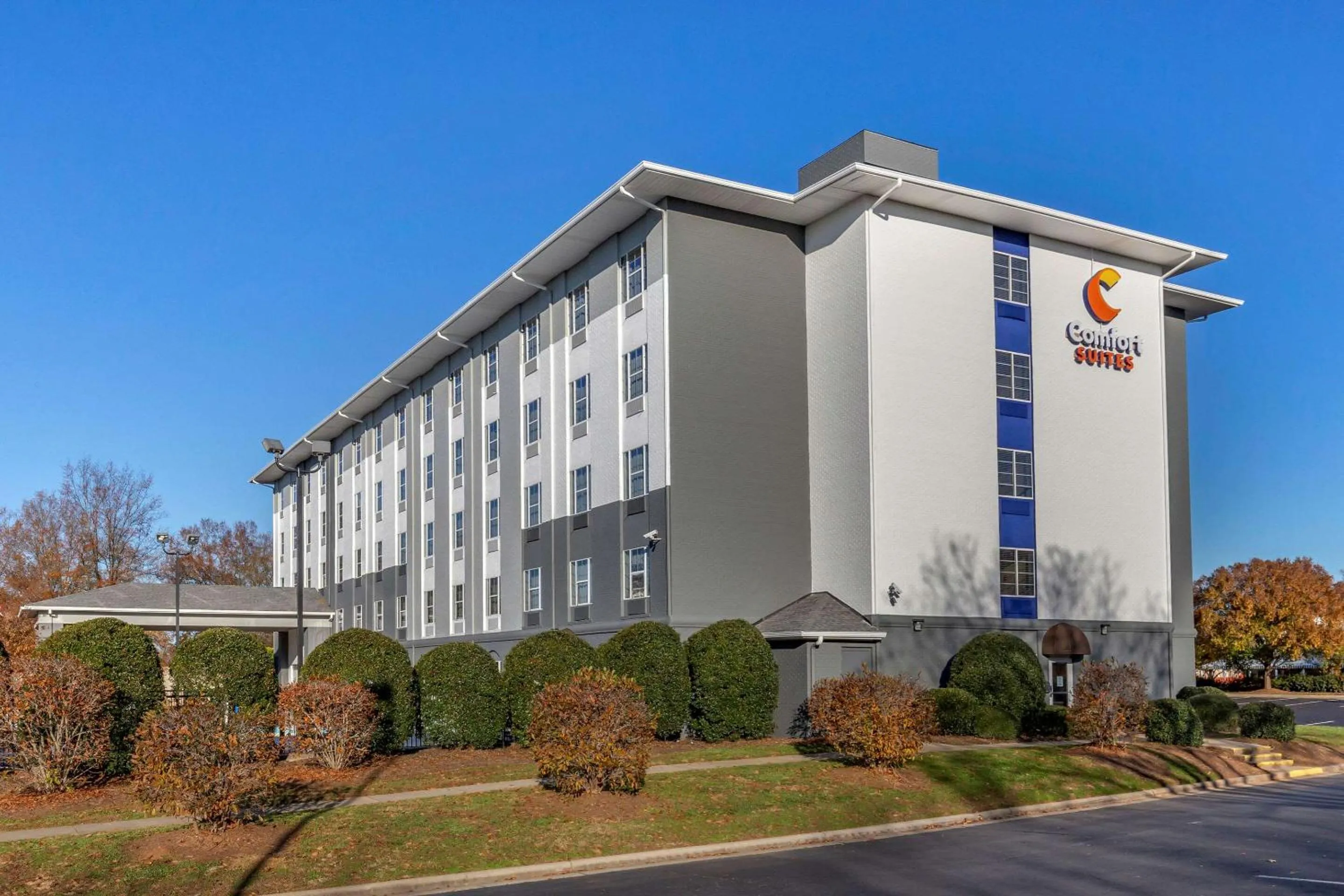 Property building in Comfort Suites Pineville - Ballantyne Area