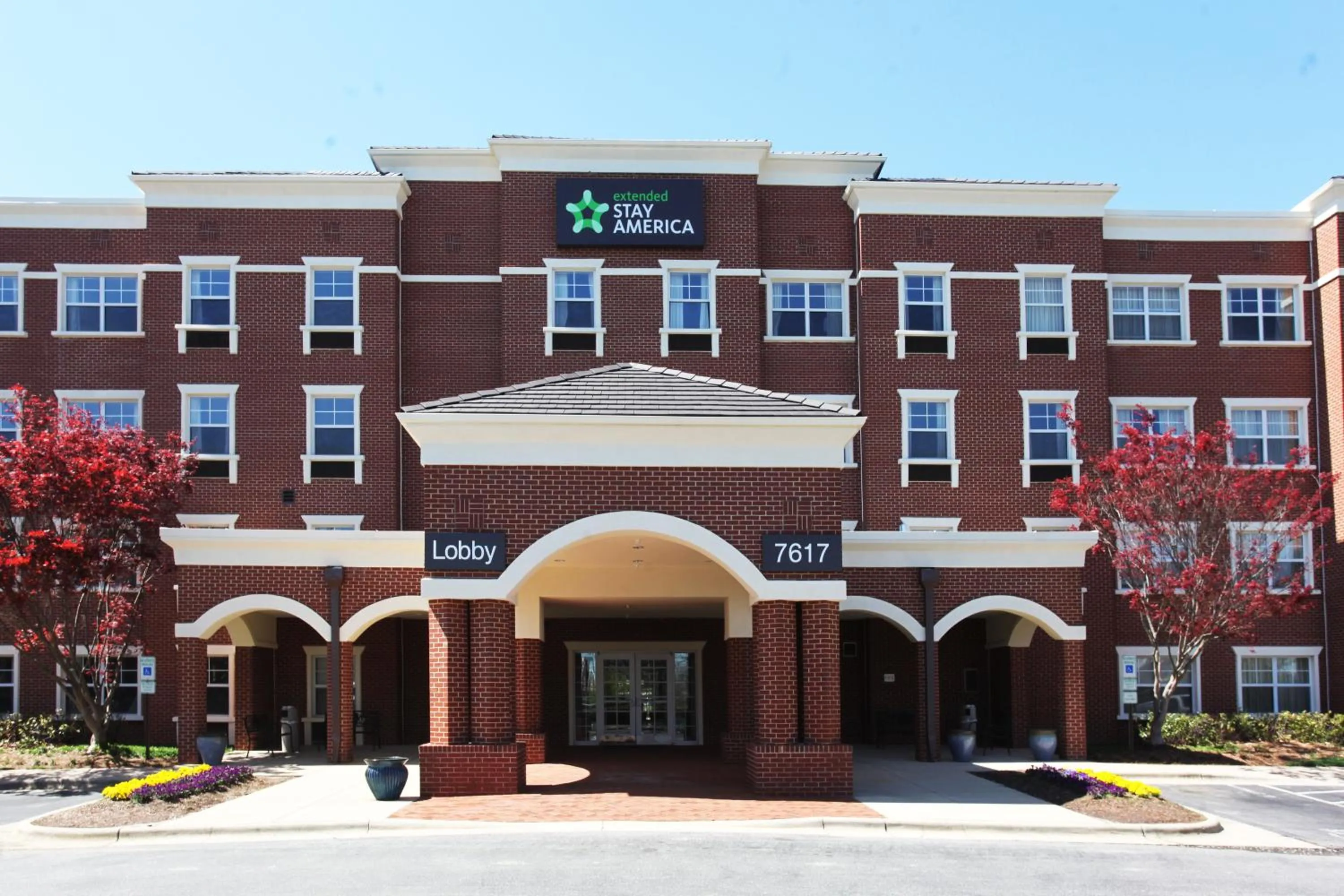 Property building in Extended Stay America Suites - Greensboro - Airport