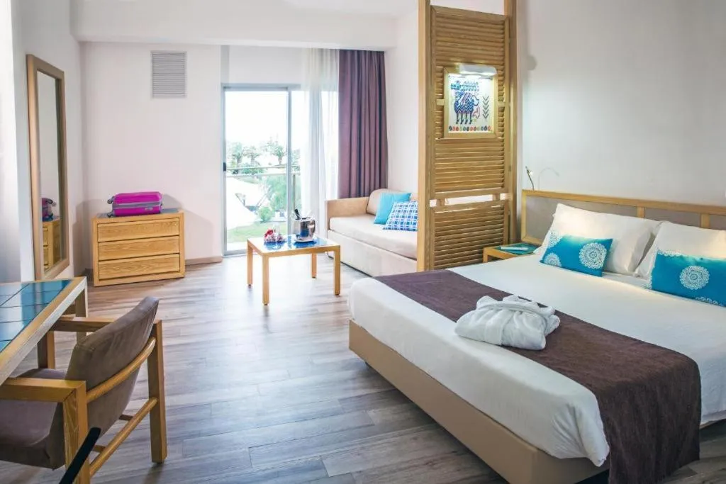 Bed in Baia di Conte Resort