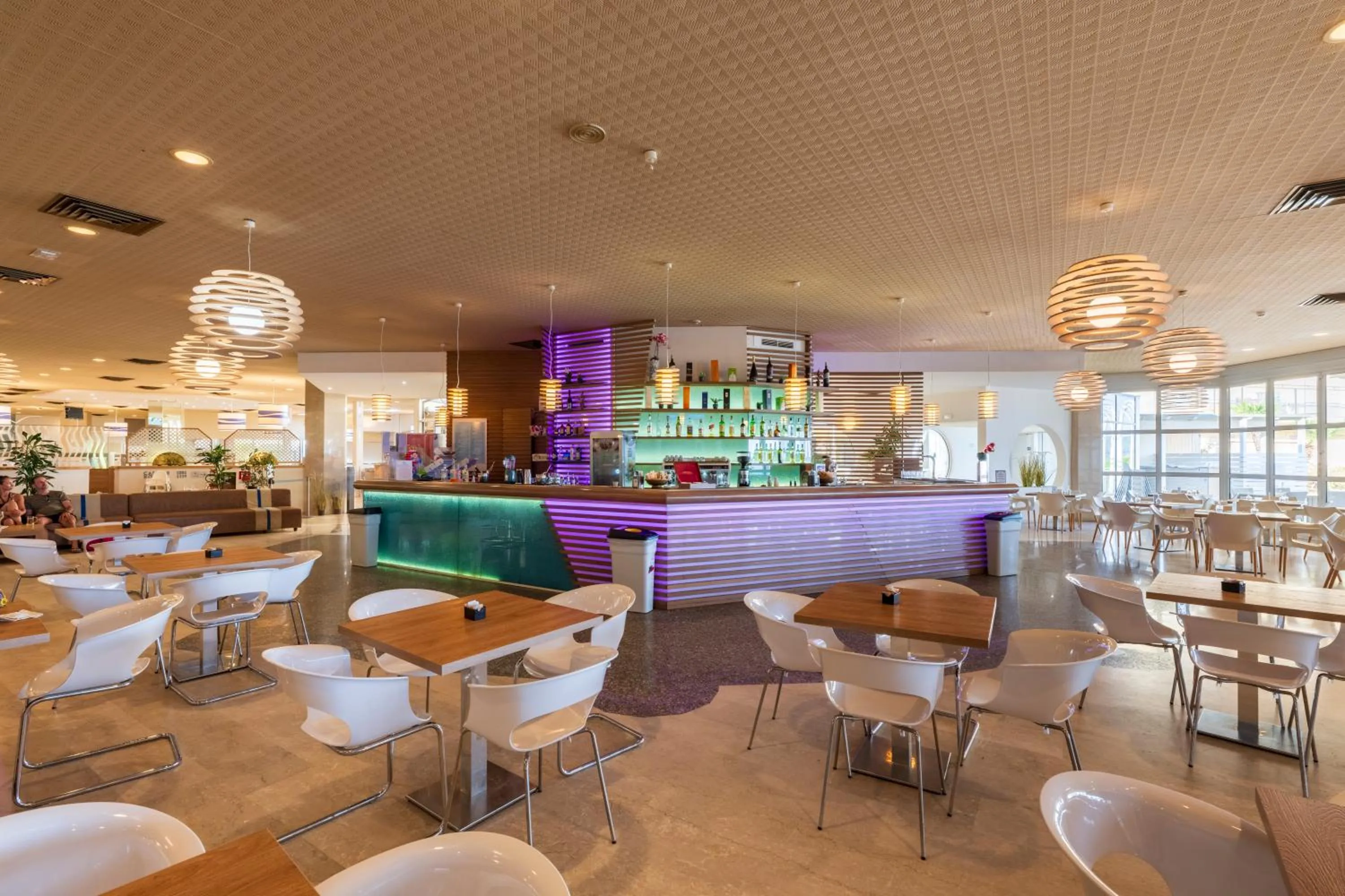 Restaurant/places to eat in Baia di Conte Resort