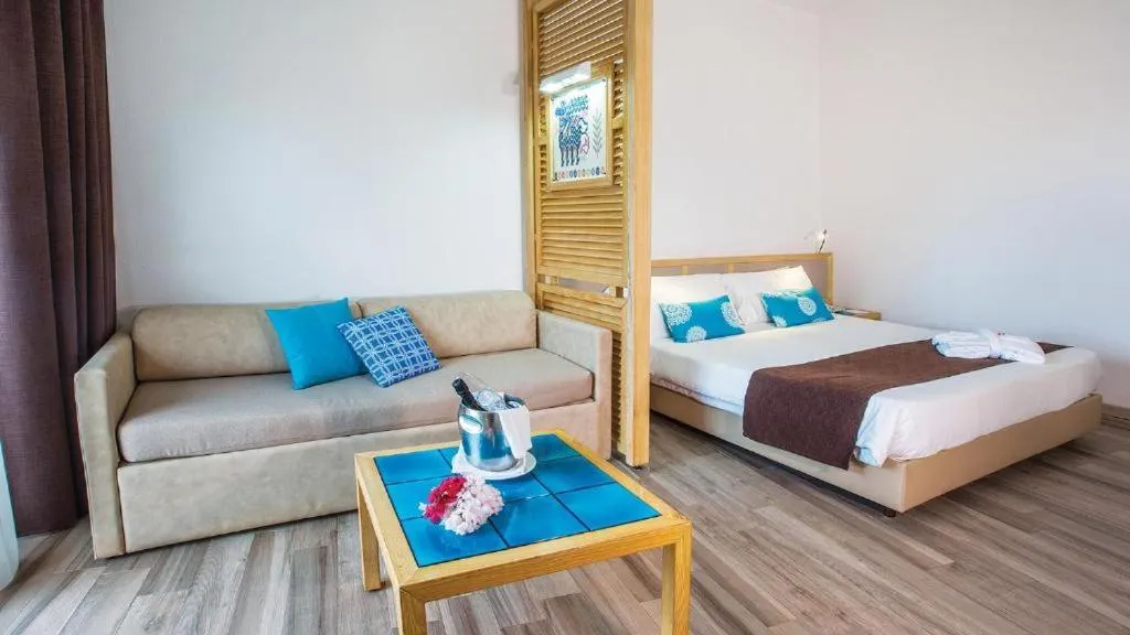 Bed in Baia di Conte Resort