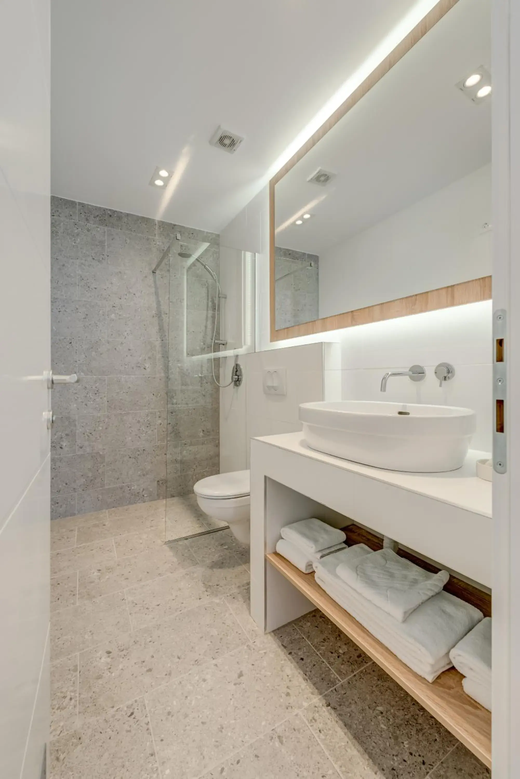 Bathroom in Hotel Pax Bathroom in Hotel Pax