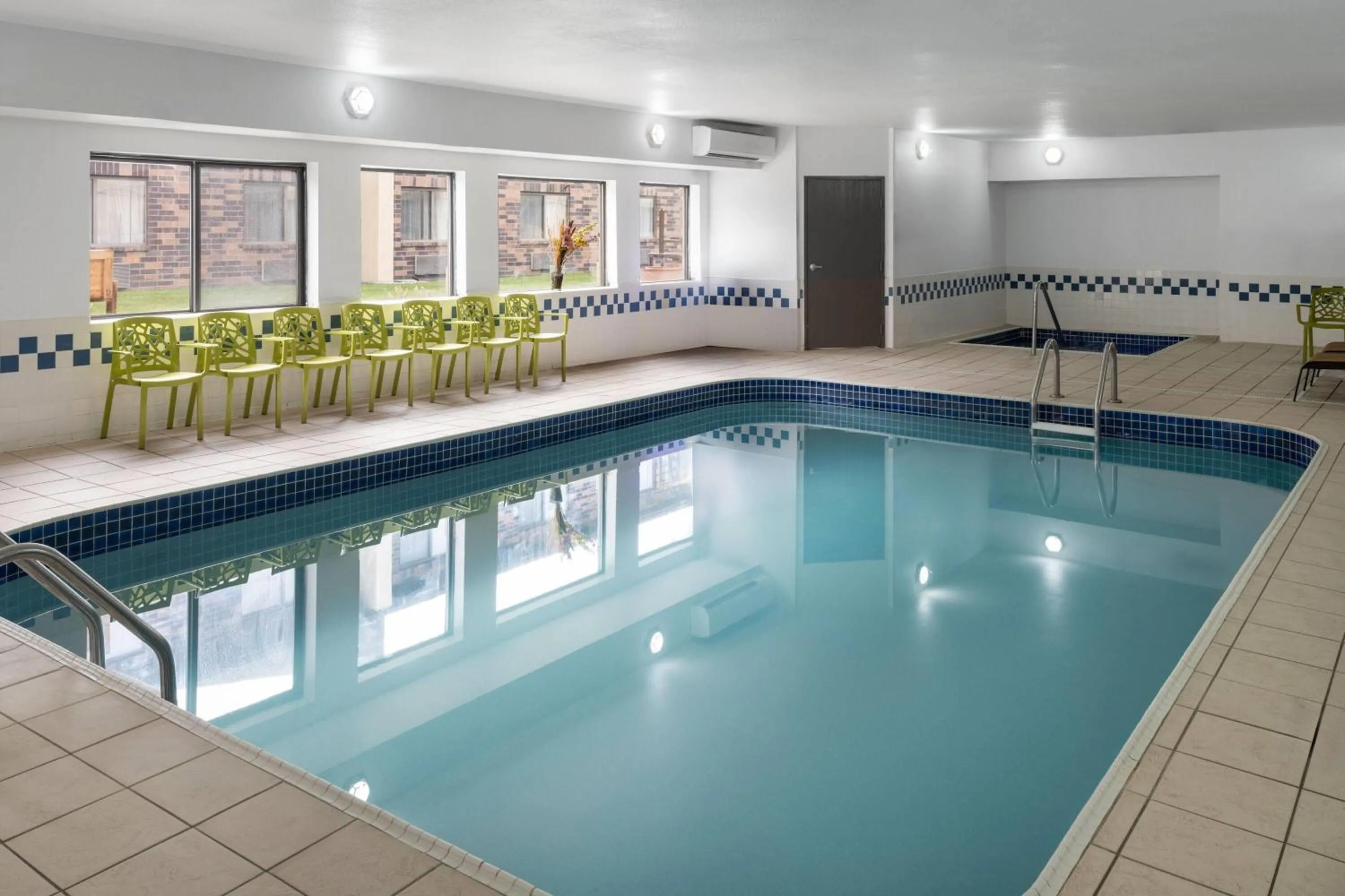Swimming pool in Travelodge by Wyndham Fargo
