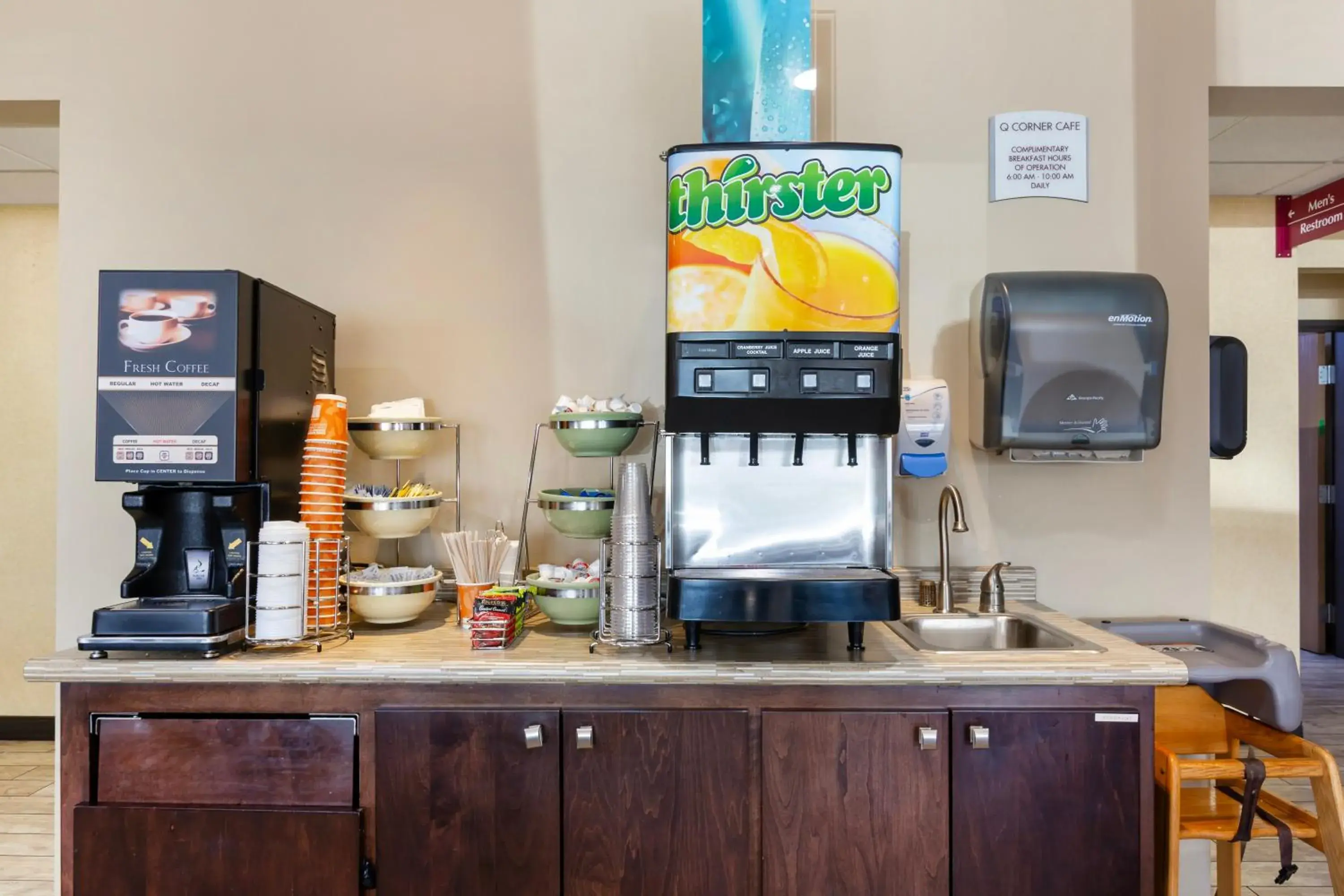 Continental breakfast in Quality Inn Columbia Mall Continental breakfast in Quality Inn Columbia Mall