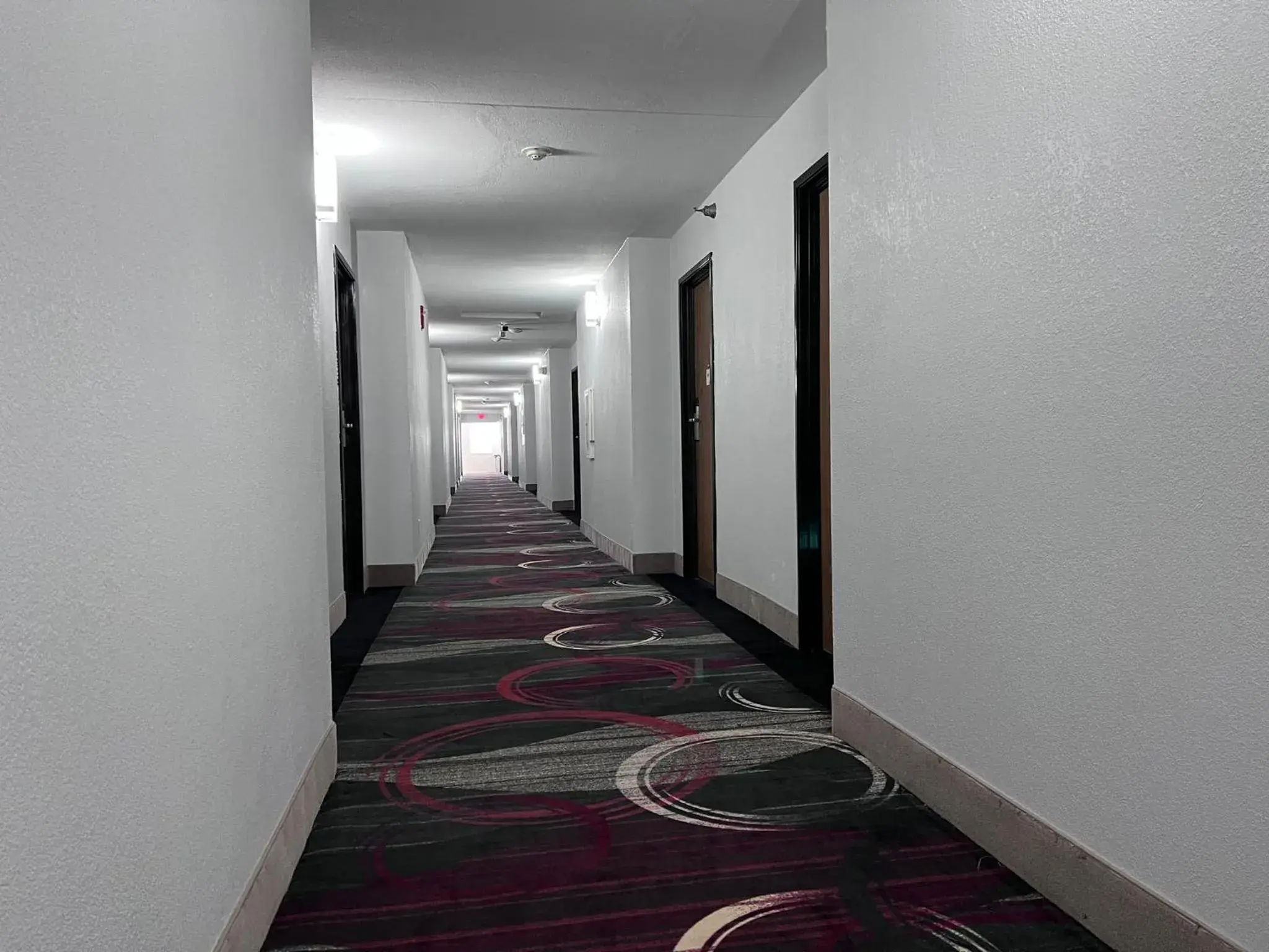 Property building in Econo Lodge Property building in Econo Lodge