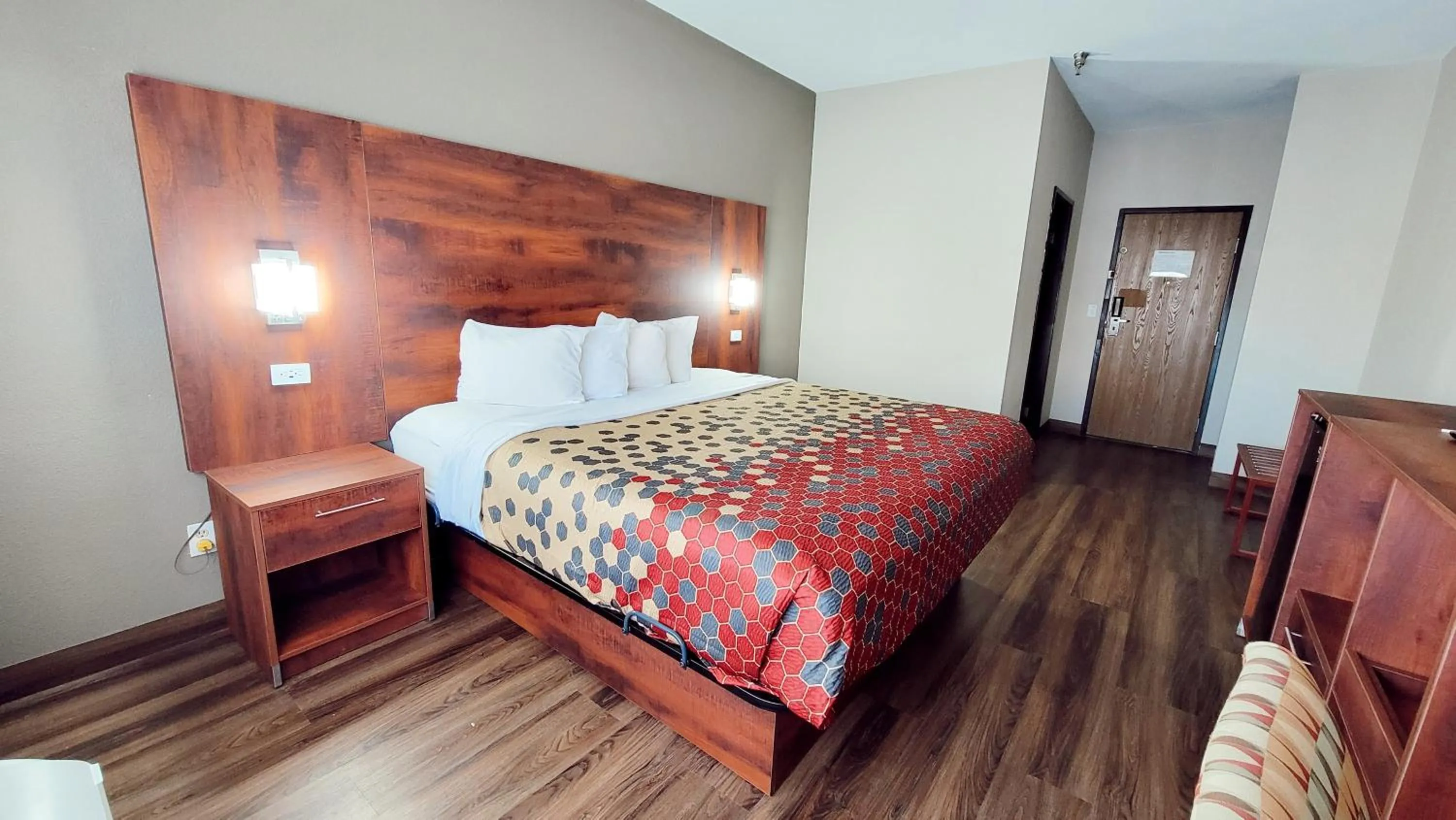 Bed in Econo Lodge Fargo - West Acres