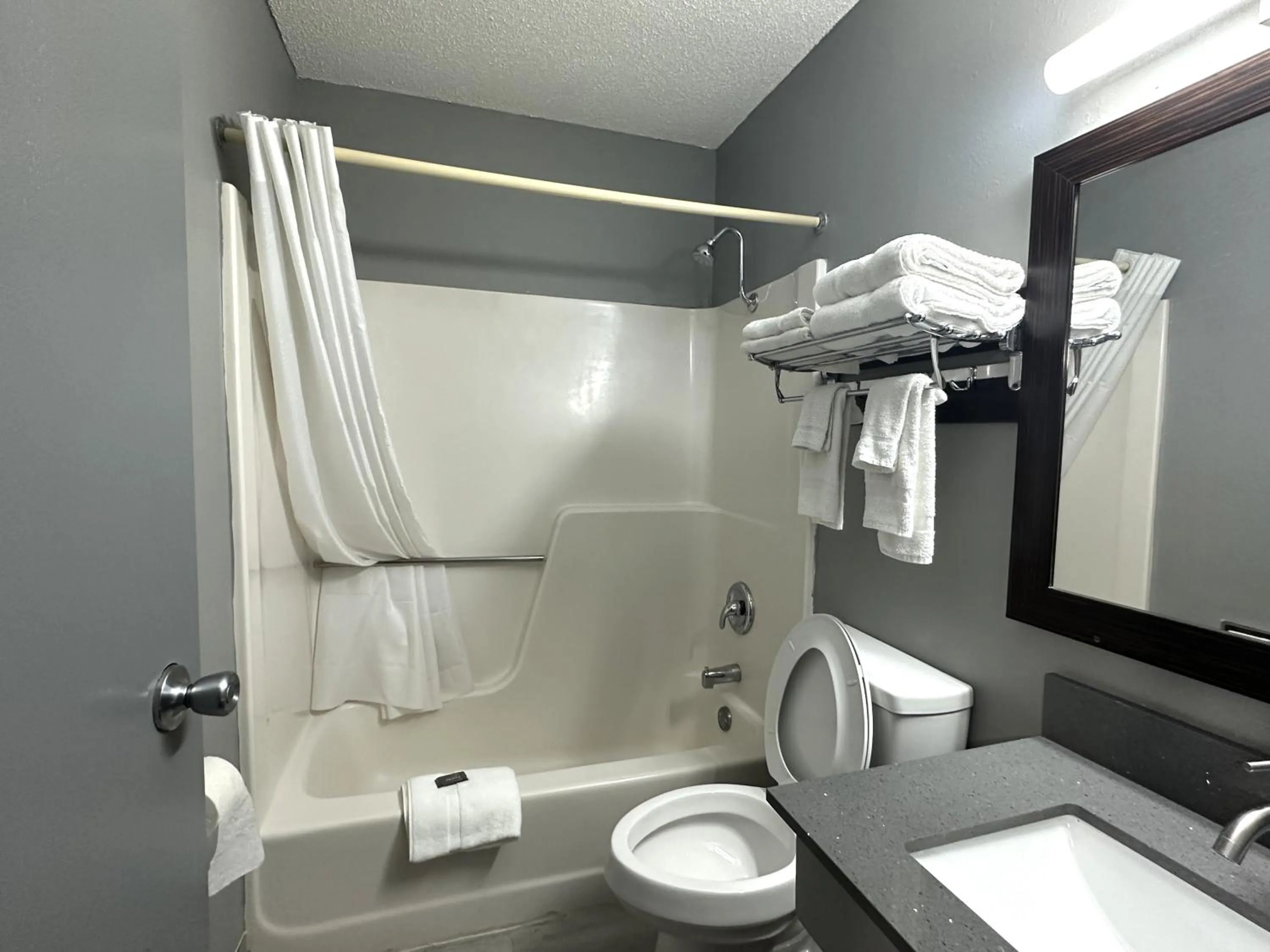 Americas Best Value Inn Fargo