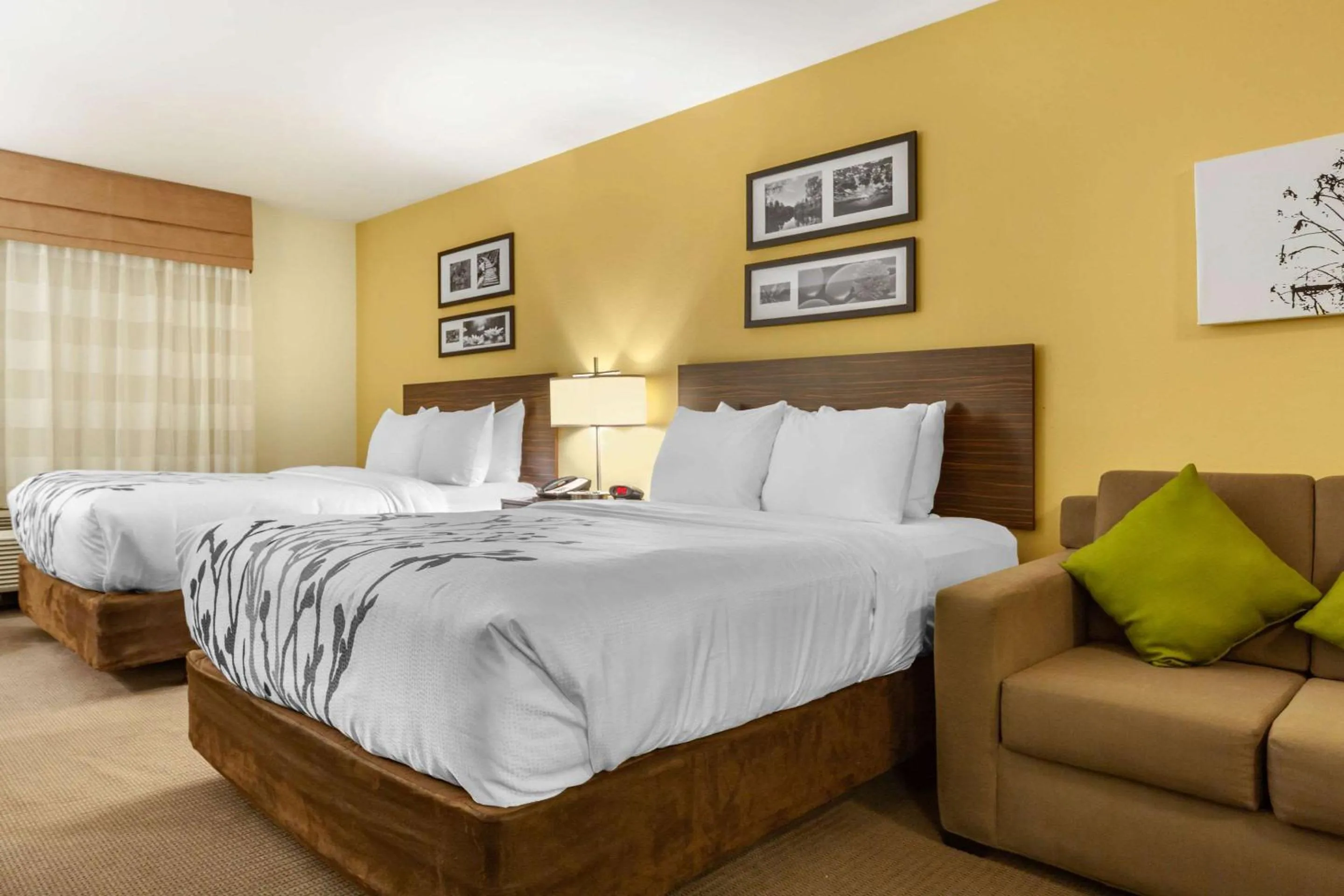 Bedroom, Bed in Sleep Inn & Suites Fargo Medical Center