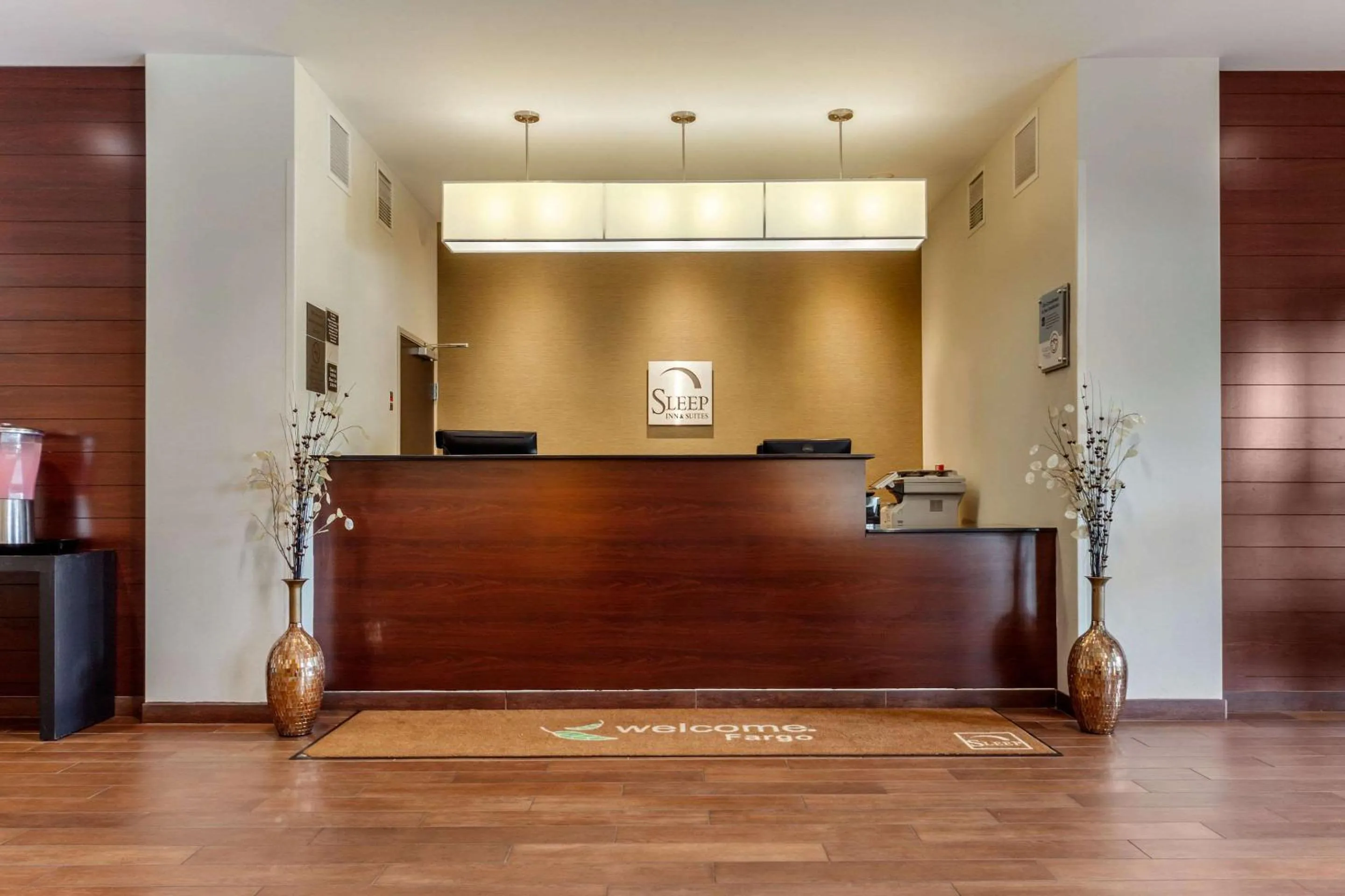Lobby or reception in Sleep Inn & Suites Fargo Medical Center