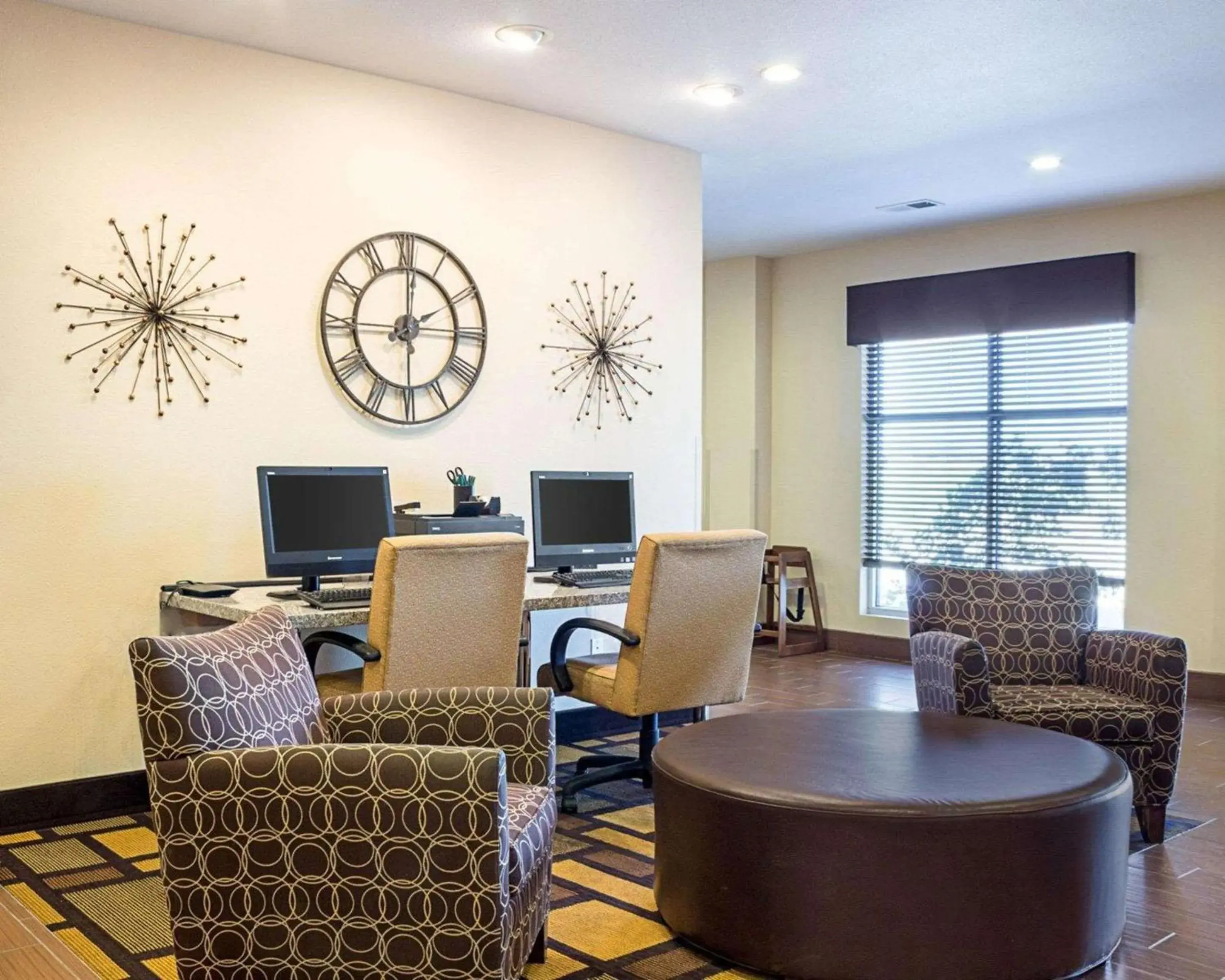 Lobby or reception in Quality Inn & Suites Minot North Lobby or reception in Quality Inn & Suites Minot North