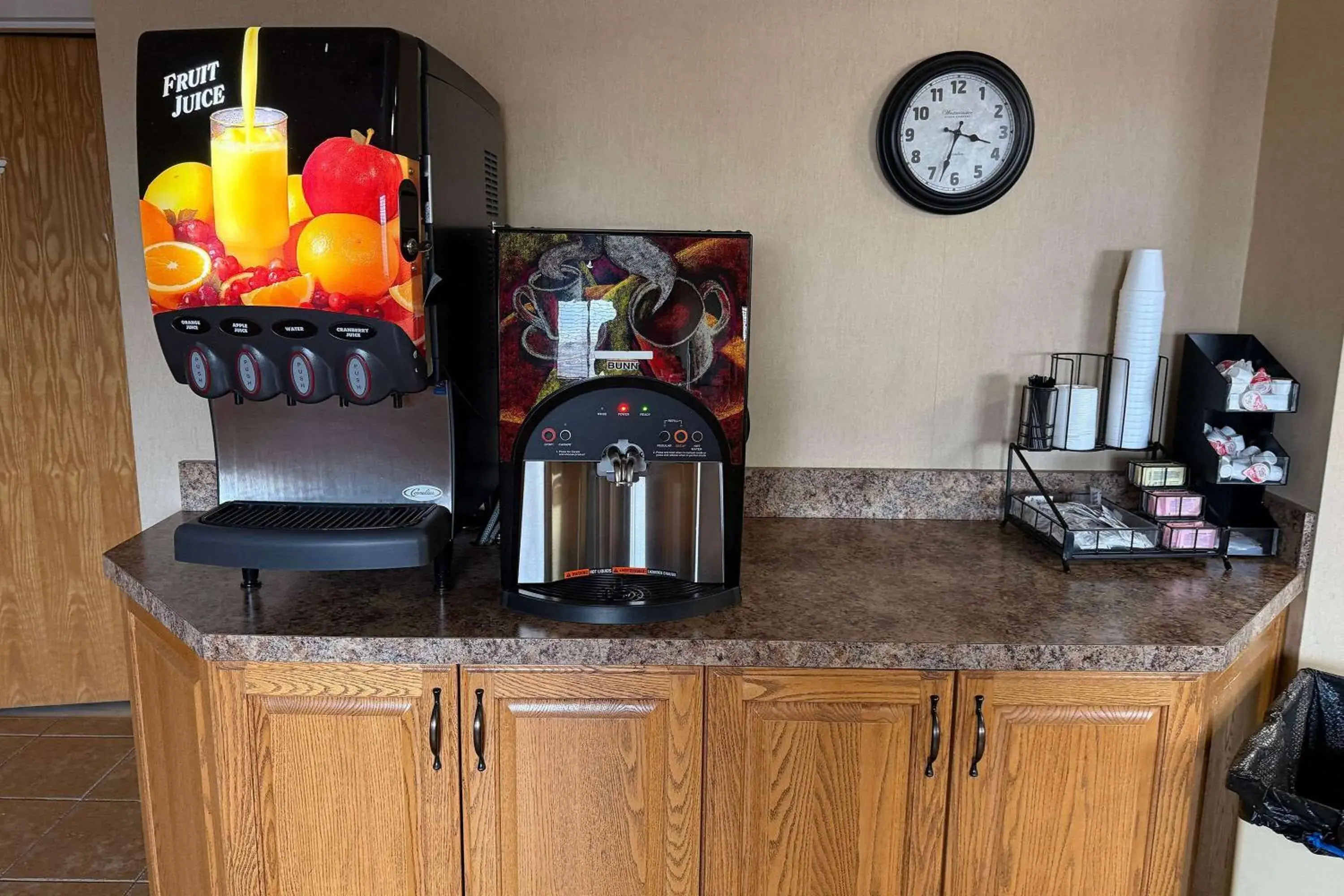 Breakfast in Rodeway Inn Breakfast in Rodeway Inn