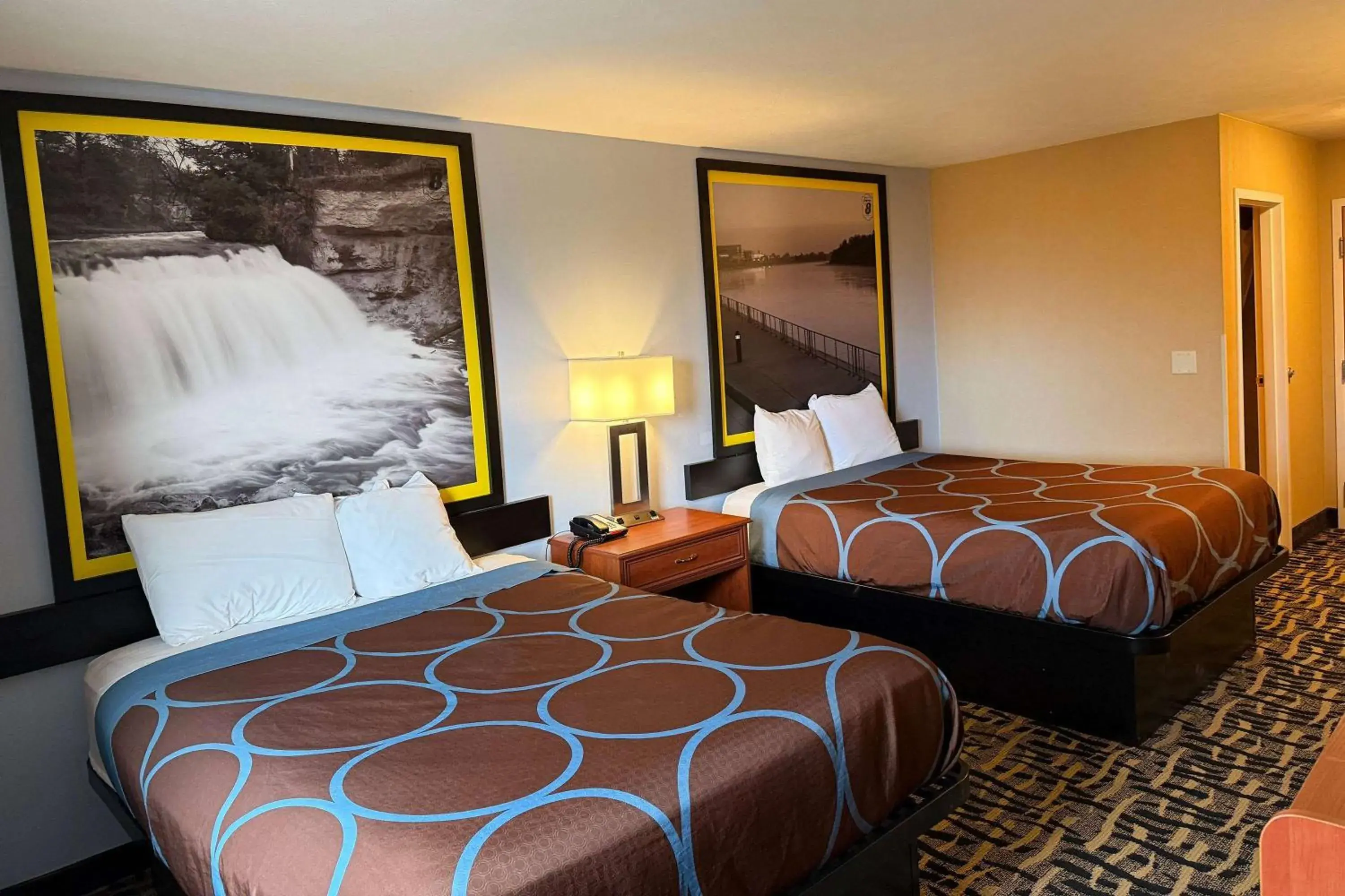 Photo of the whole room, Bed in Rodeway Inn Photo of the whole room, Bed in Rodeway Inn