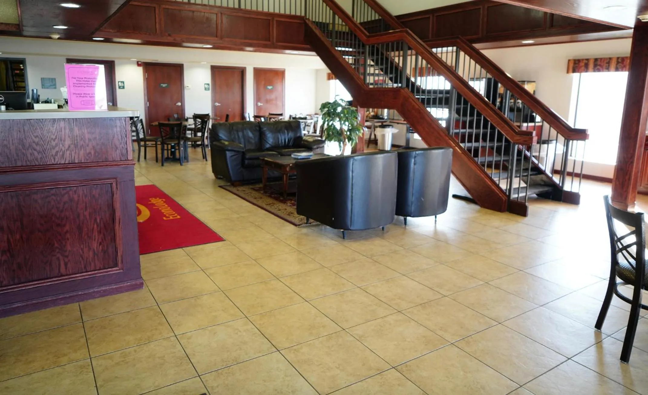 Lobby or reception in Econo Lodge Inn & Suites