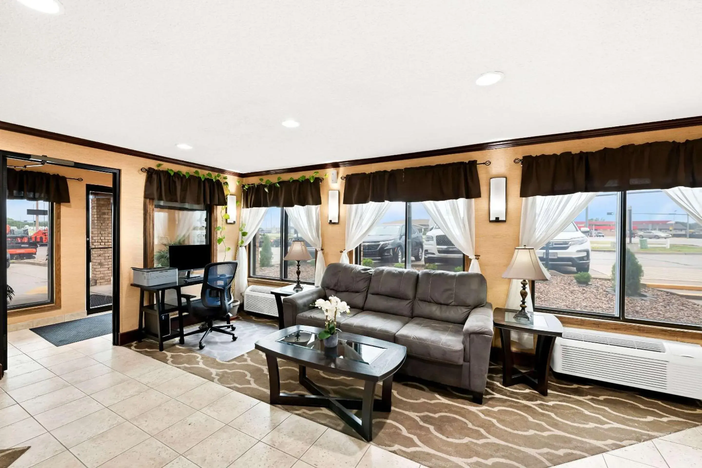 Lobby or reception in Quality Inn Lobby or reception in Quality Inn