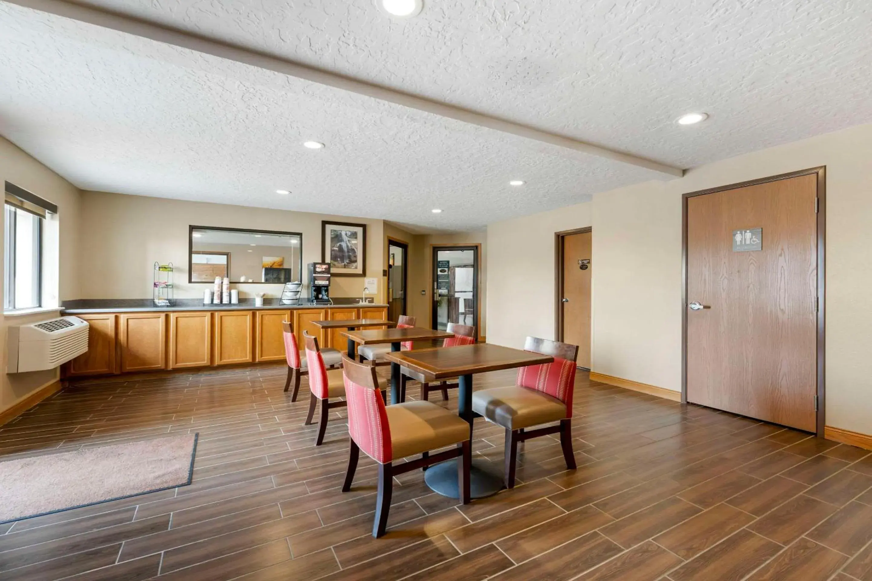 Breakfast in Comfort Inn Lexington Breakfast in Comfort Inn Lexington