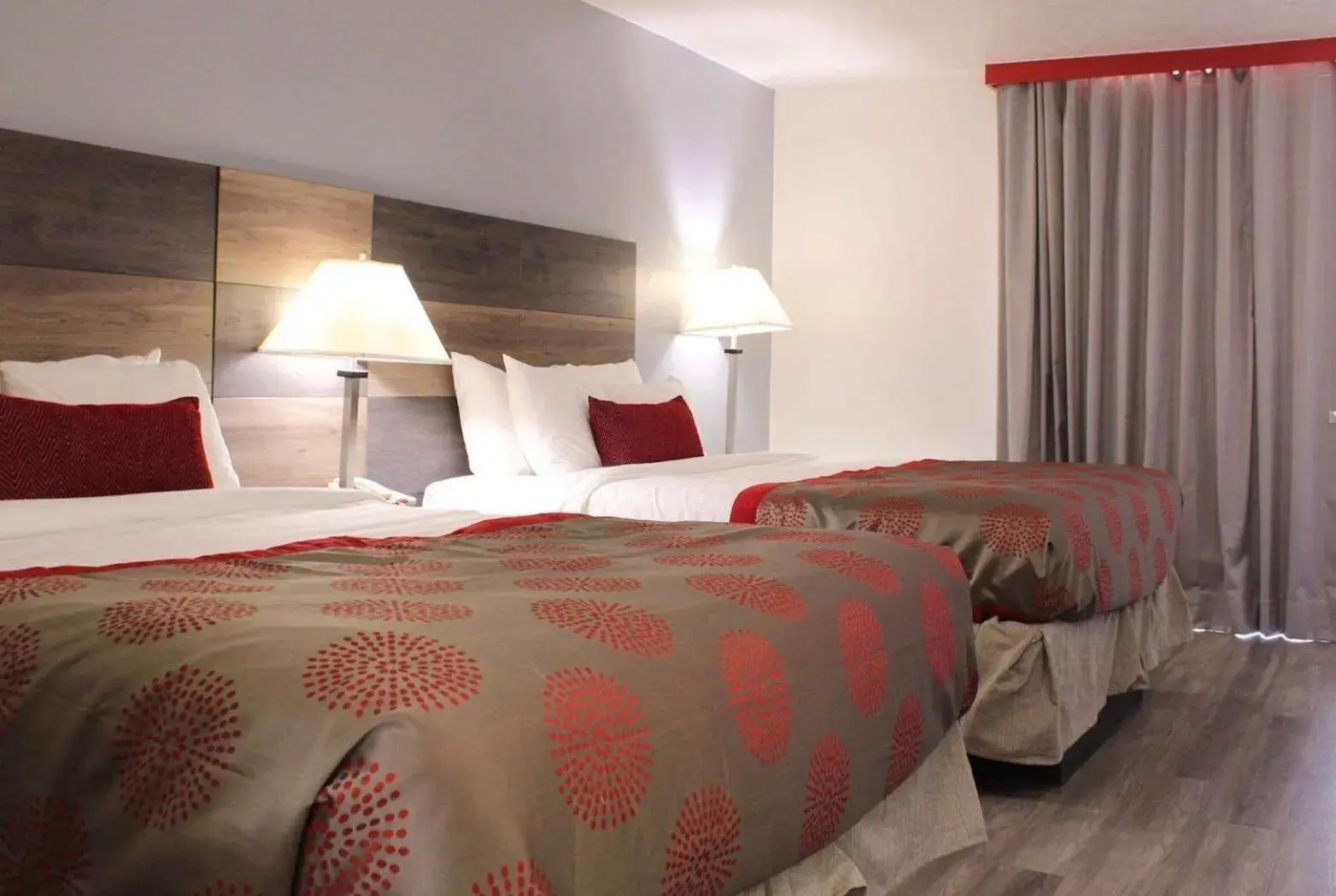 Photo of the whole room, Bed in Ramada by Wyndham North Platte Photo of the whole room, Bed in Ramada by Wyndham North Platte