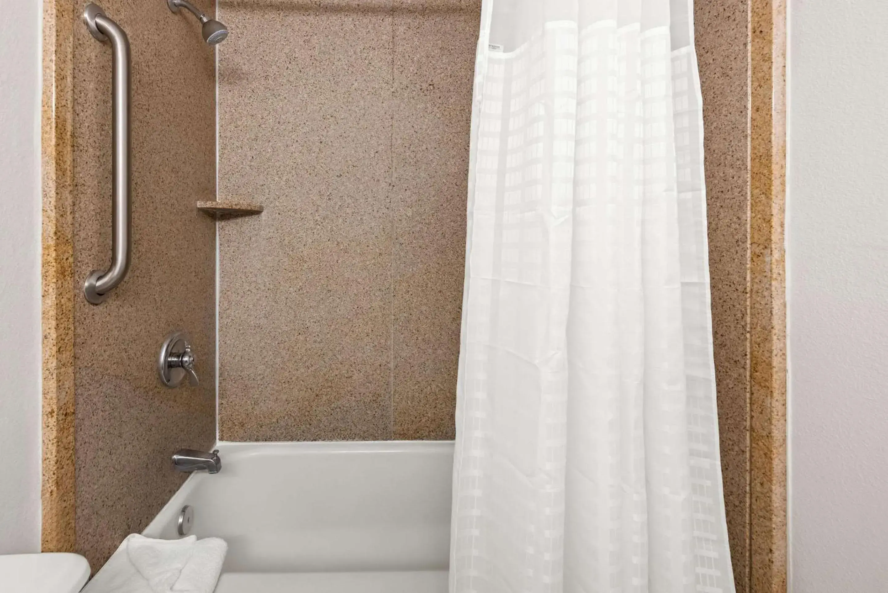 Bedroom in Comfort Inn & Suites Omaha Central Bedroom in Comfort Inn & Suites Omaha Central