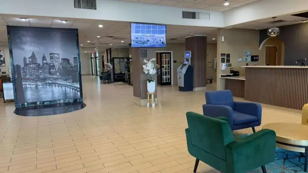Lobby or reception in Comfort Inn & Suites Omaha Central Lobby or reception in Comfort Inn & Suites Omaha Central