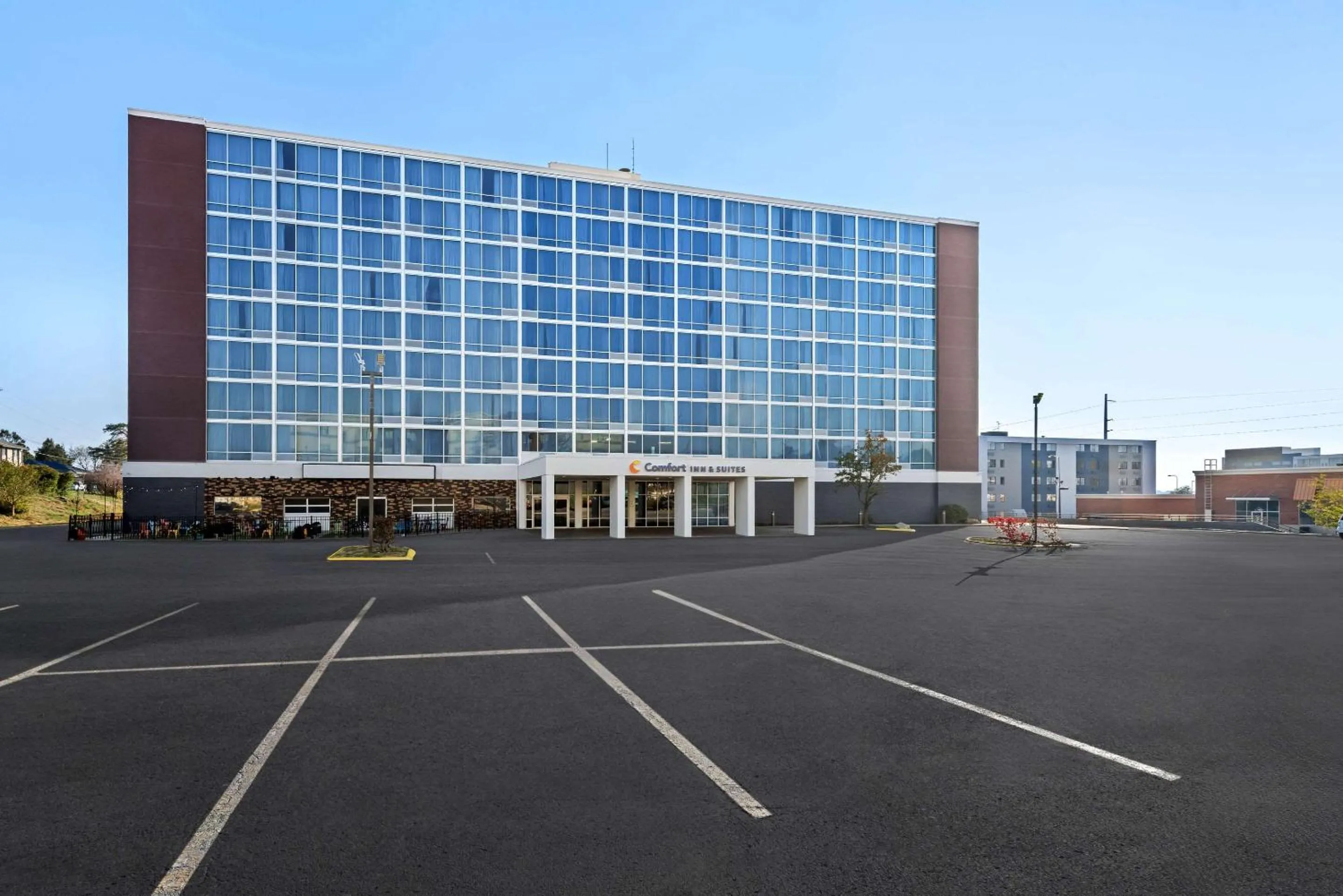 Property building in Comfort Inn & Suites Omaha Central