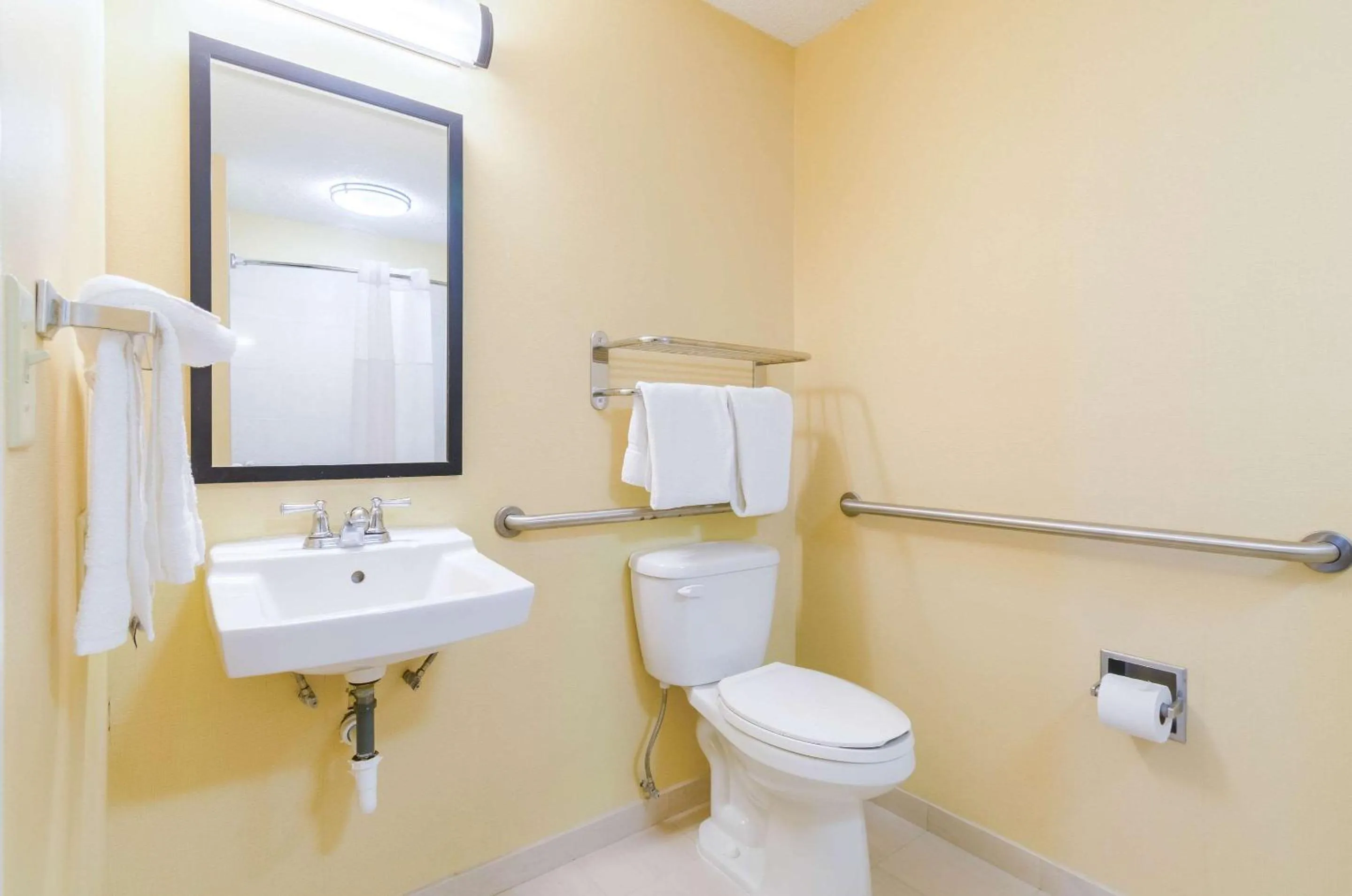 Bedroom in Quality Inn & Suites Ogallala