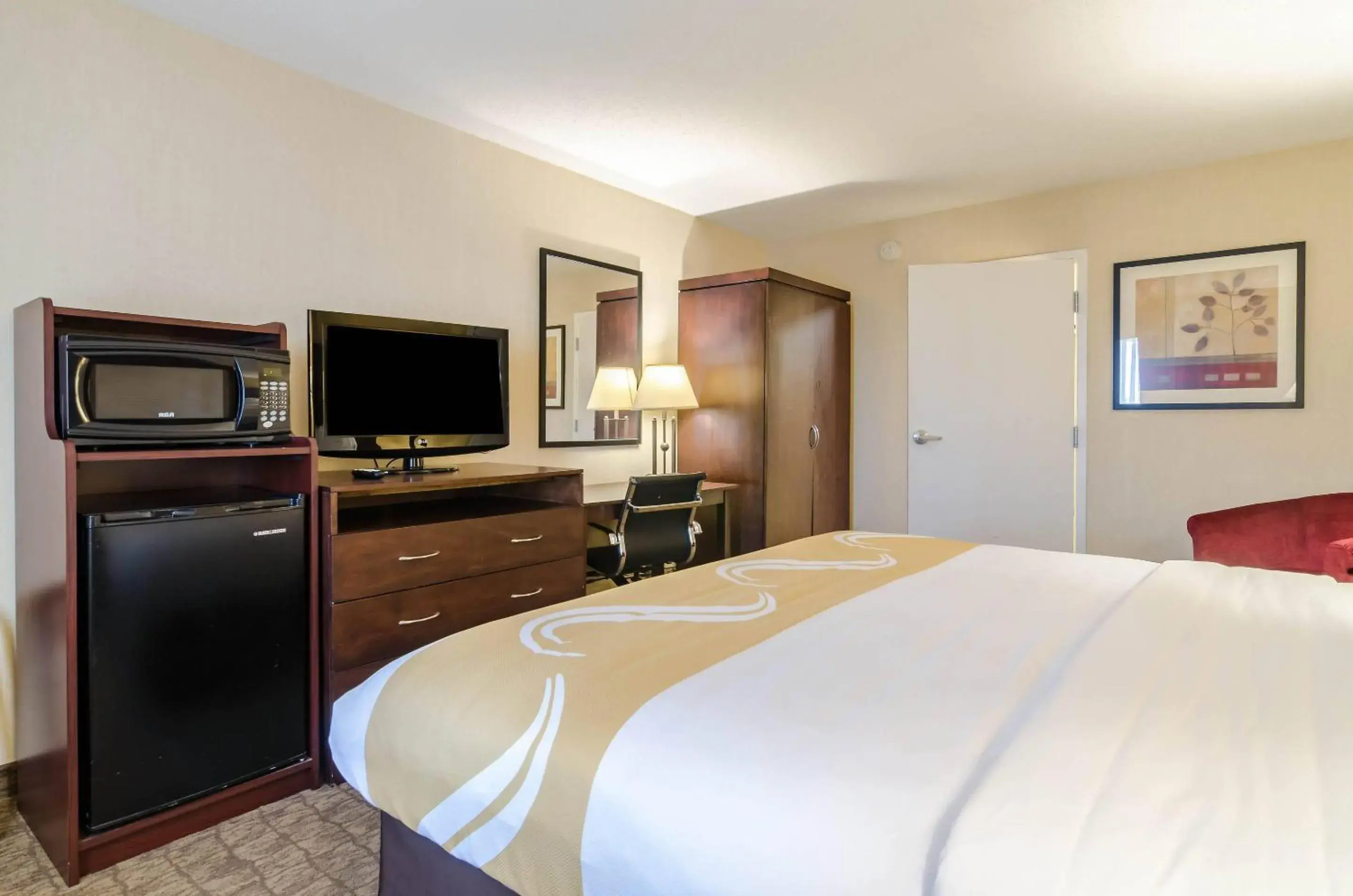 Bedroom, Bed in Quality Inn & Suites Ogallala Bedroom, Bed in Quality Inn & Suites Ogallala