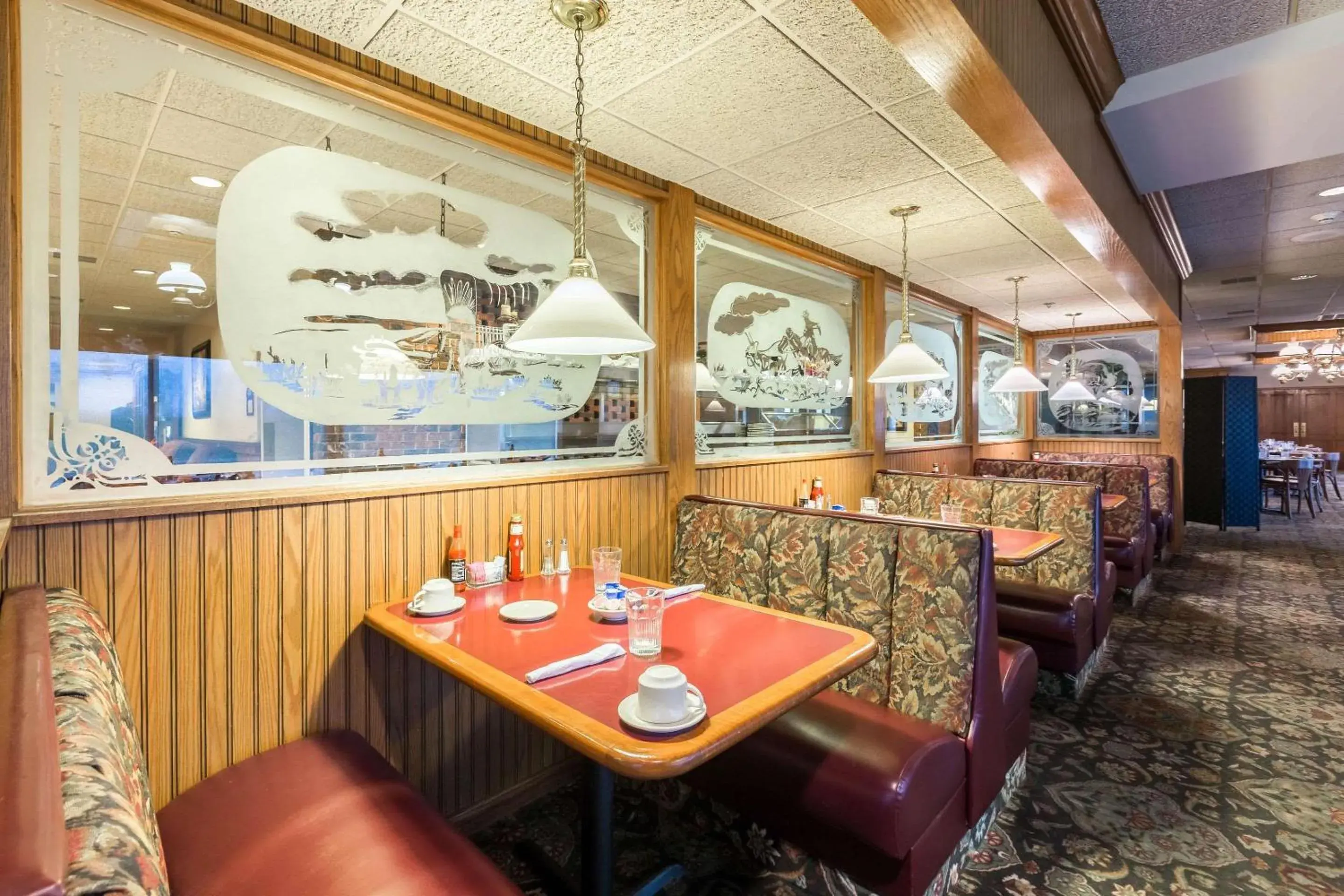 Restaurant/places to eat in Quality Inn and Conference Center I-80 Grand Island Restaurant/places to eat in Quality Inn and Conference Center I-80 Grand Island