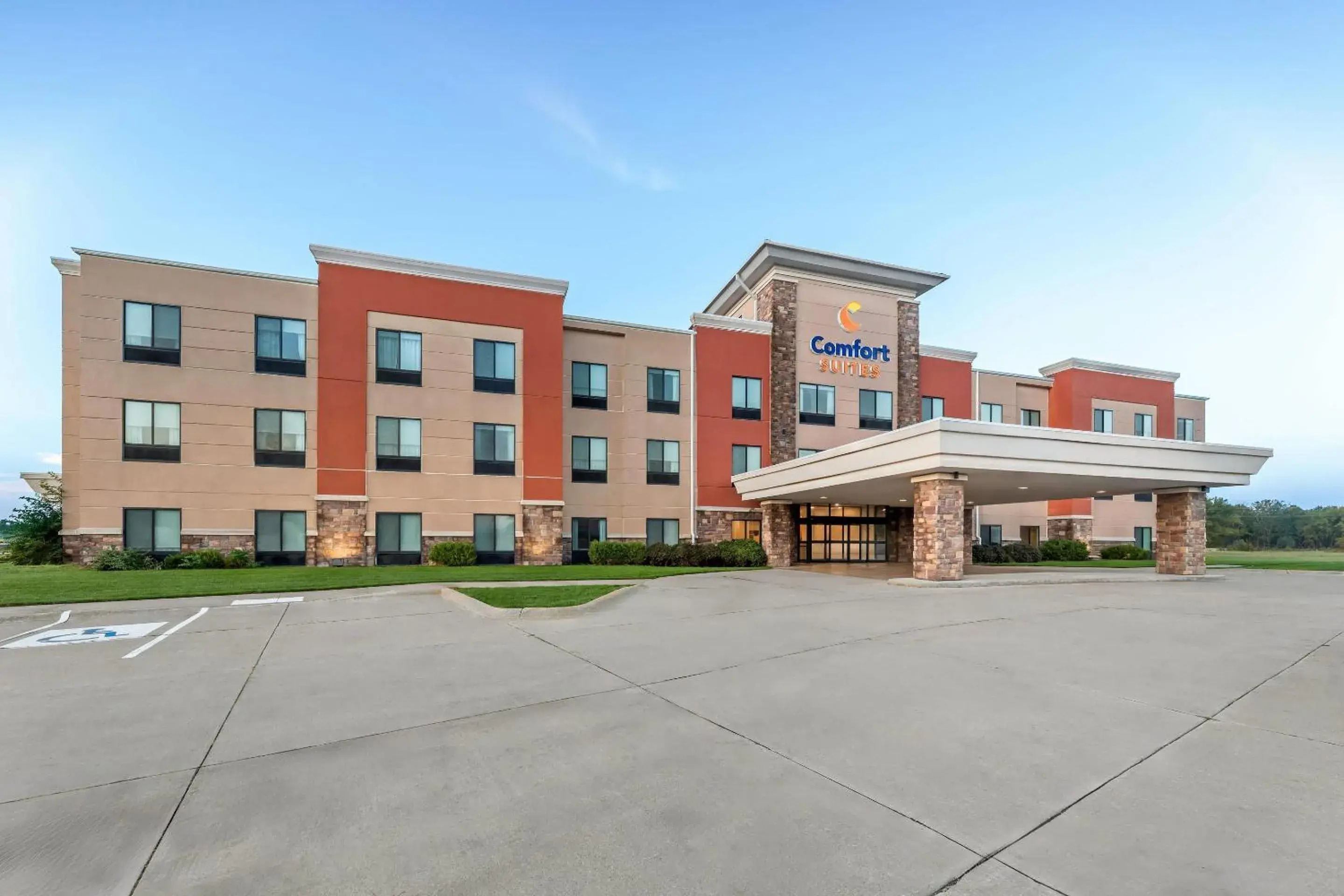 Property building in Comfort Suites Gothenburg South Property building in Comfort Suites Gothenburg South