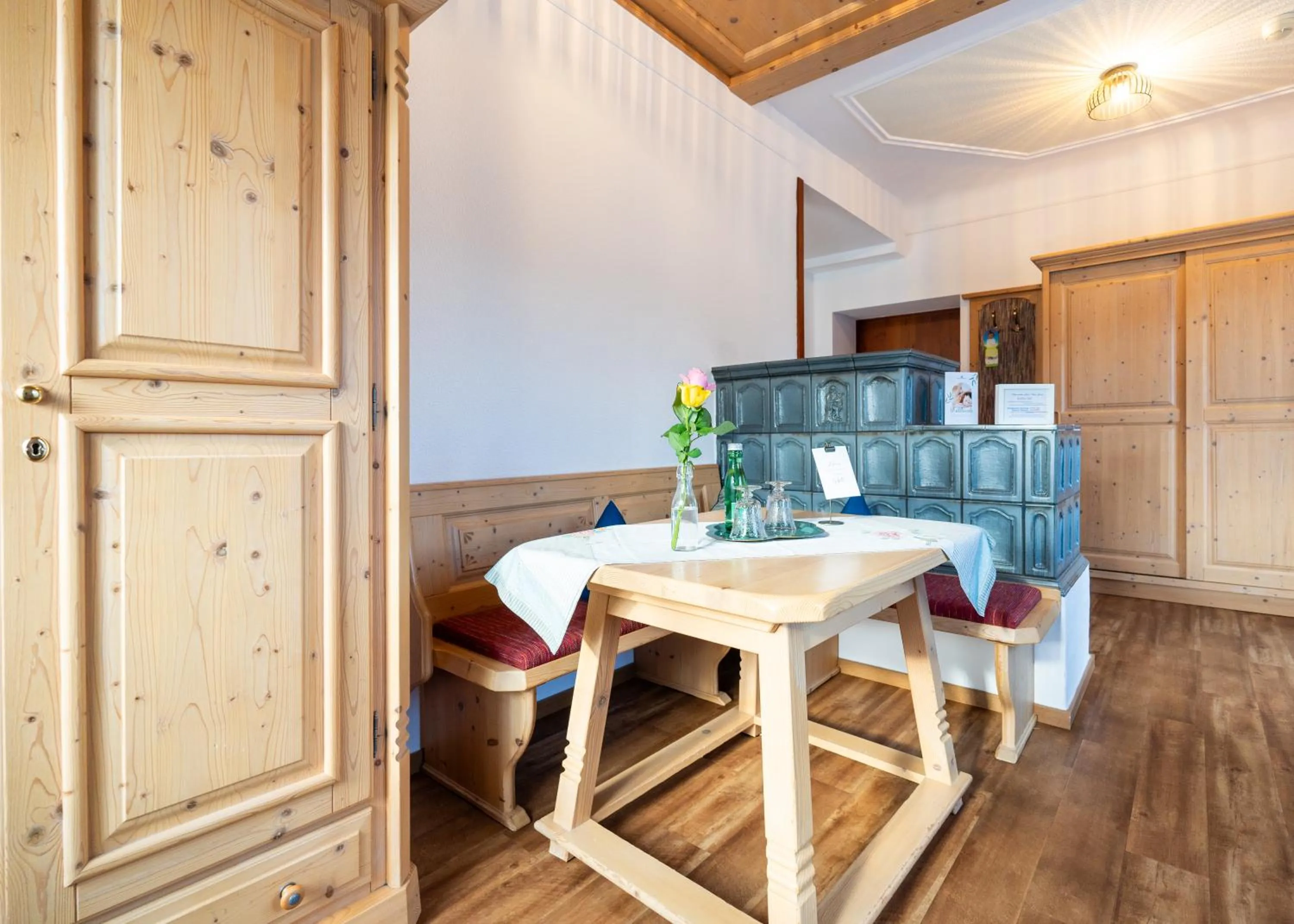 Living room in Hotel Krone Tirol