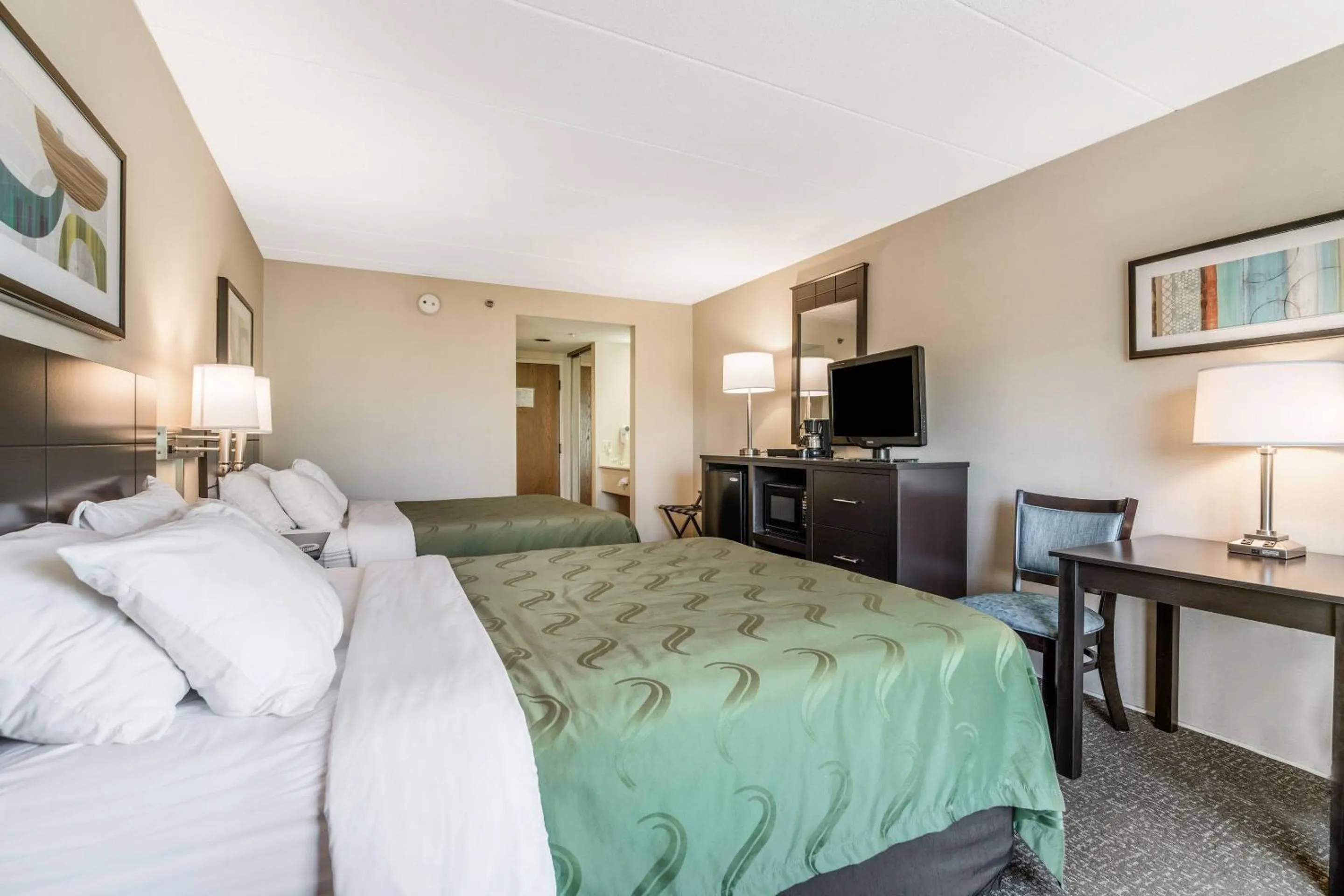 Bedroom, Bed in Quality Inn