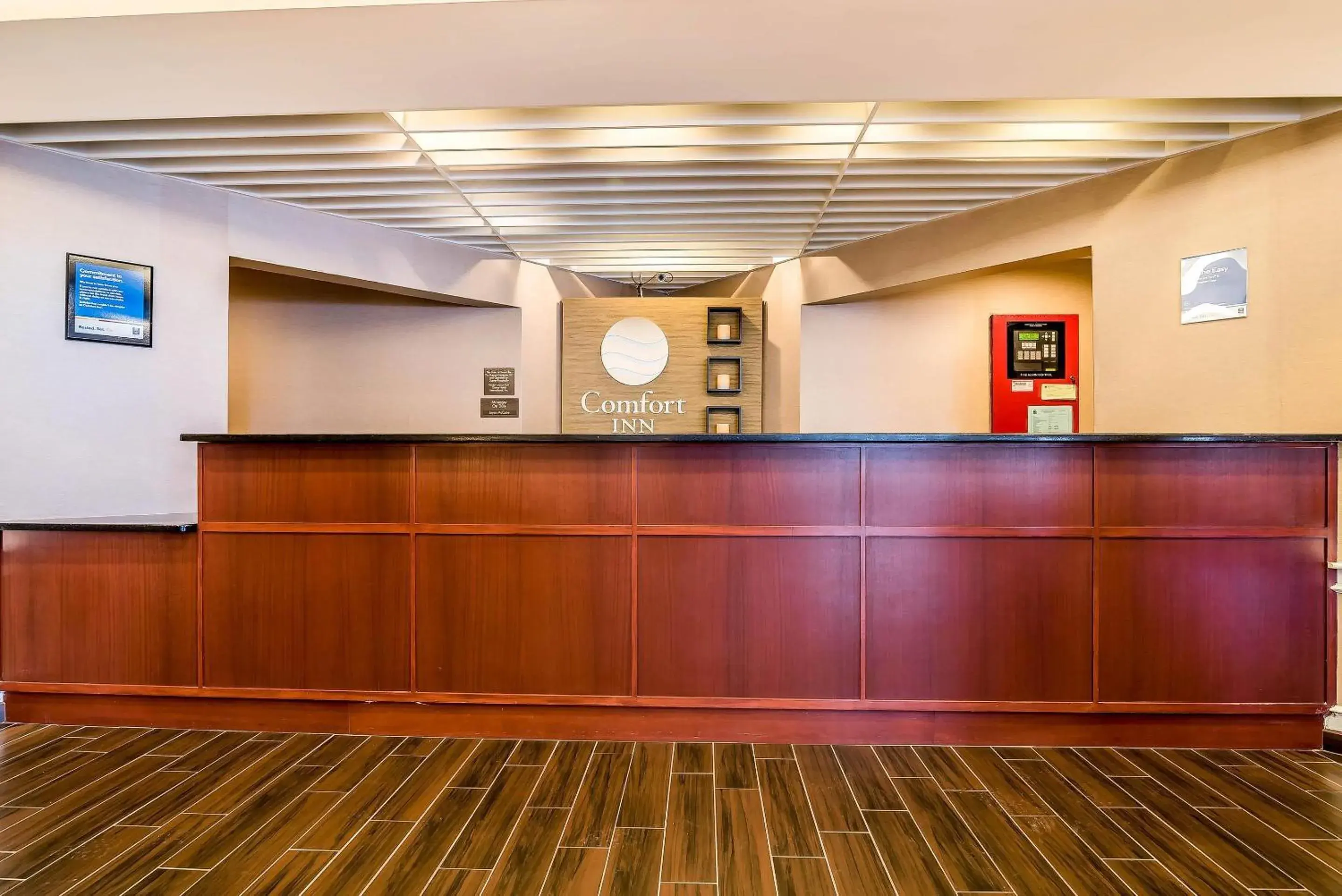 Lobby or reception in Comfort Inn Concord South End Lobby or reception in Comfort Inn Concord South End