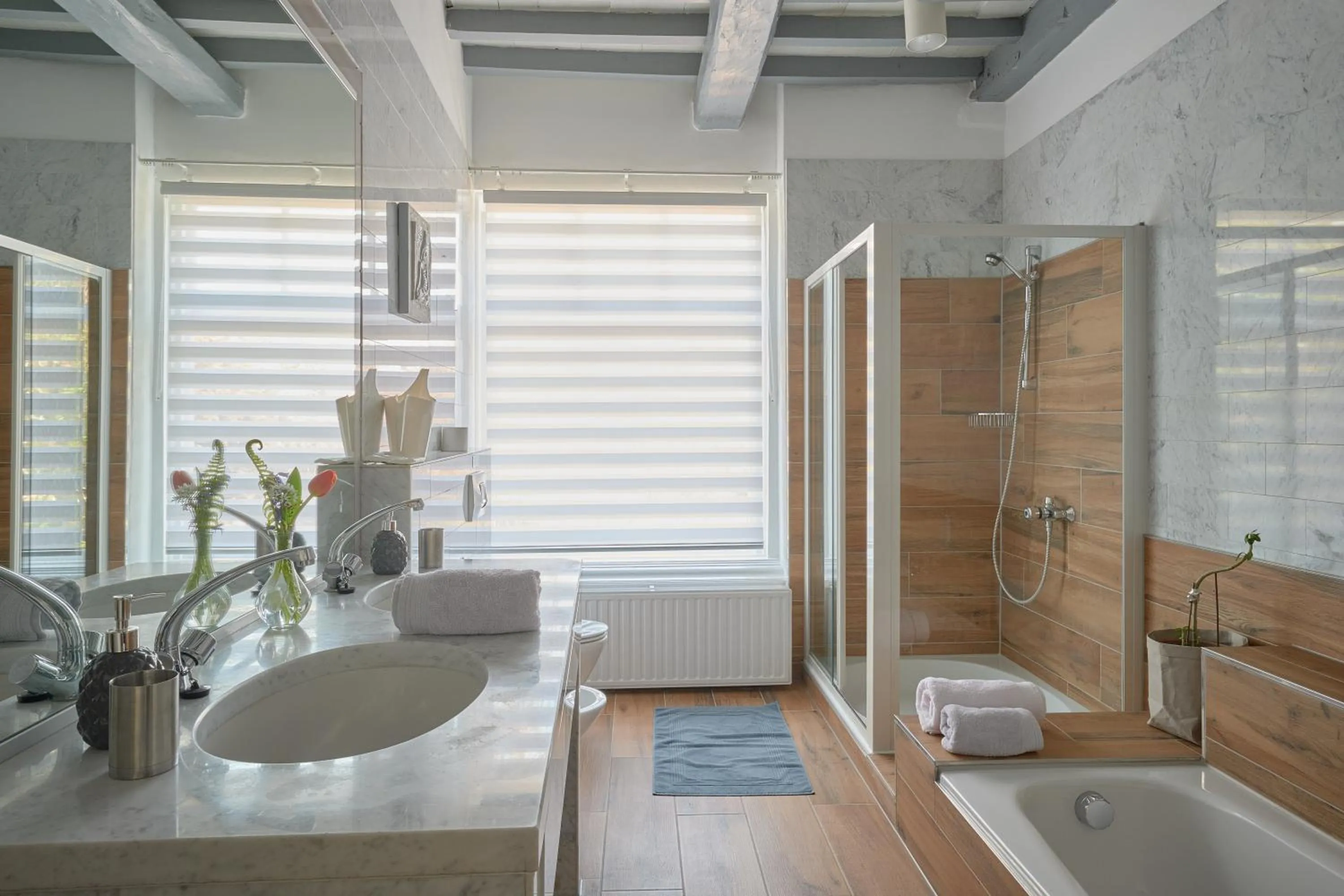 Hot Tub in Het Gecroonde Swaert B&B