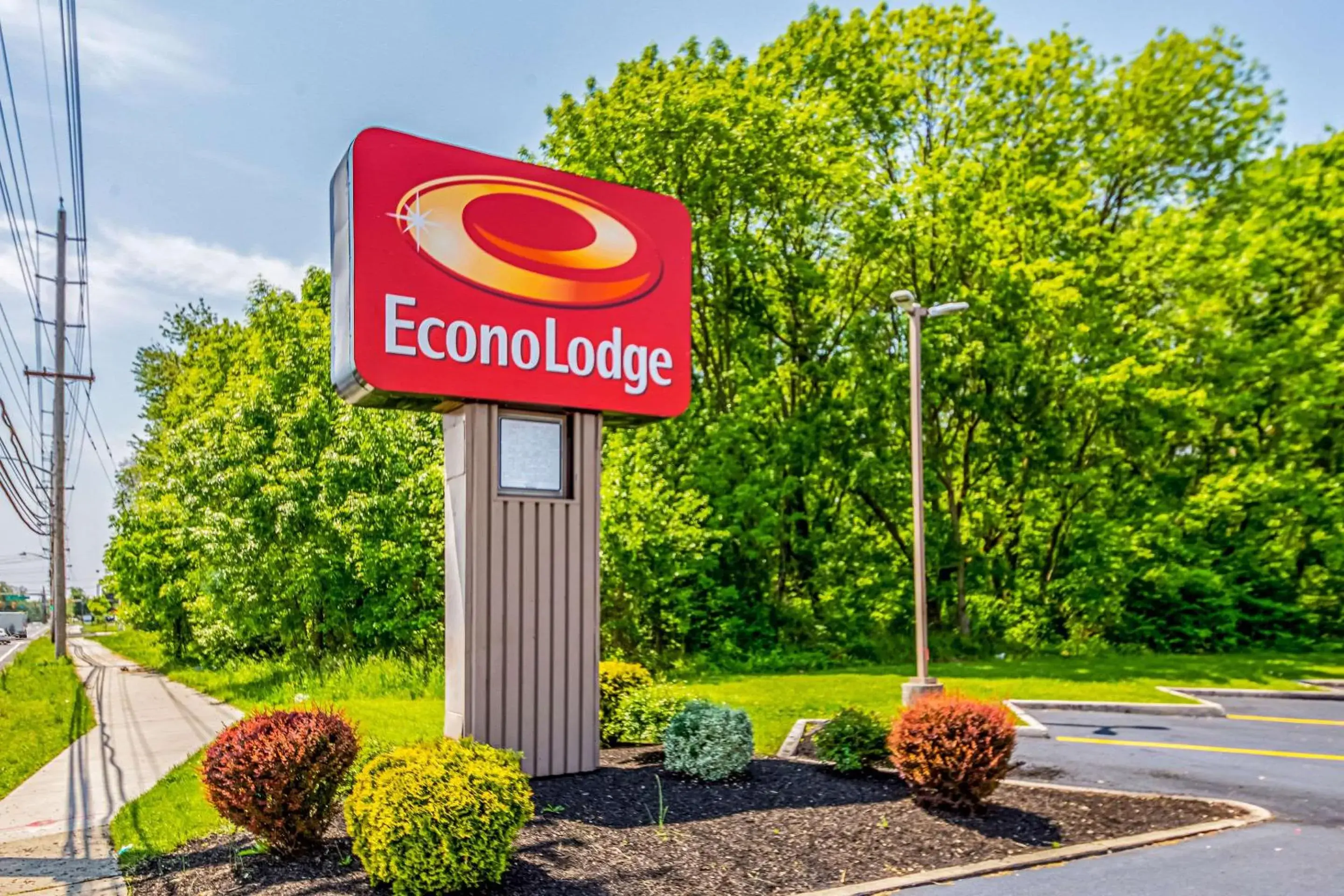 Property building in Econo Lodge Mount Laurel Property building in Econo Lodge Mount Laurel