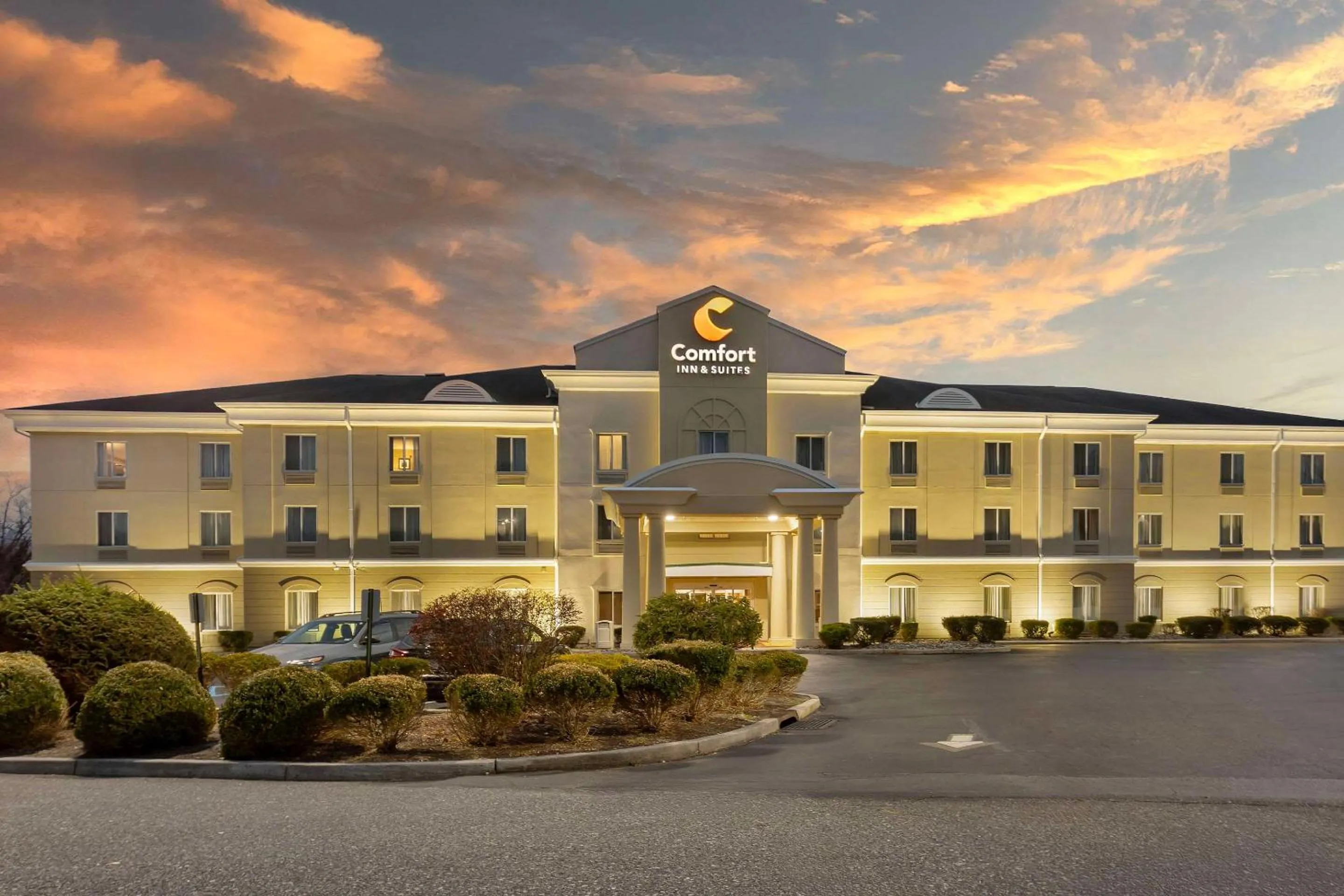 Property building in Comfort Inn & Suites Carneys Point