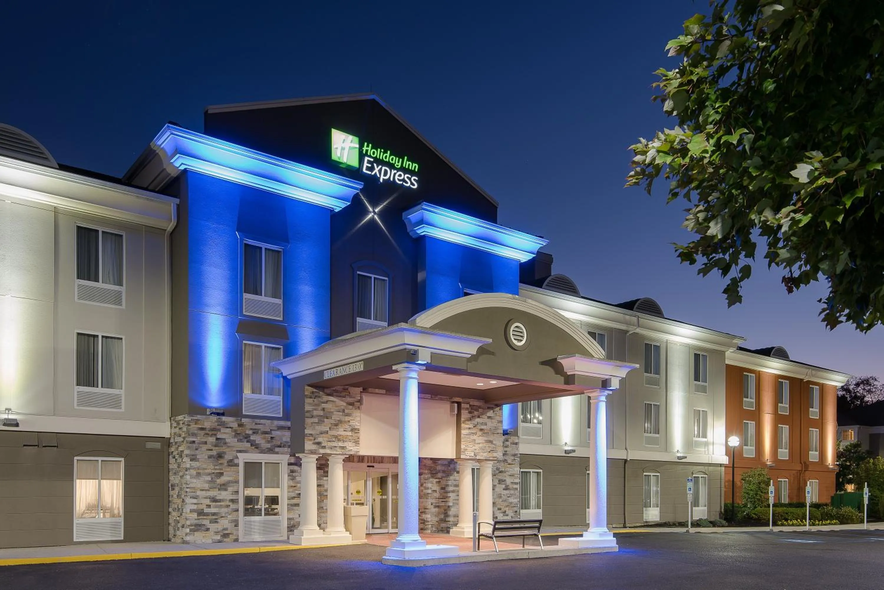 Property building in Holiday Inn Express & Suites Philadelphia - Mt Laurel by IHG
