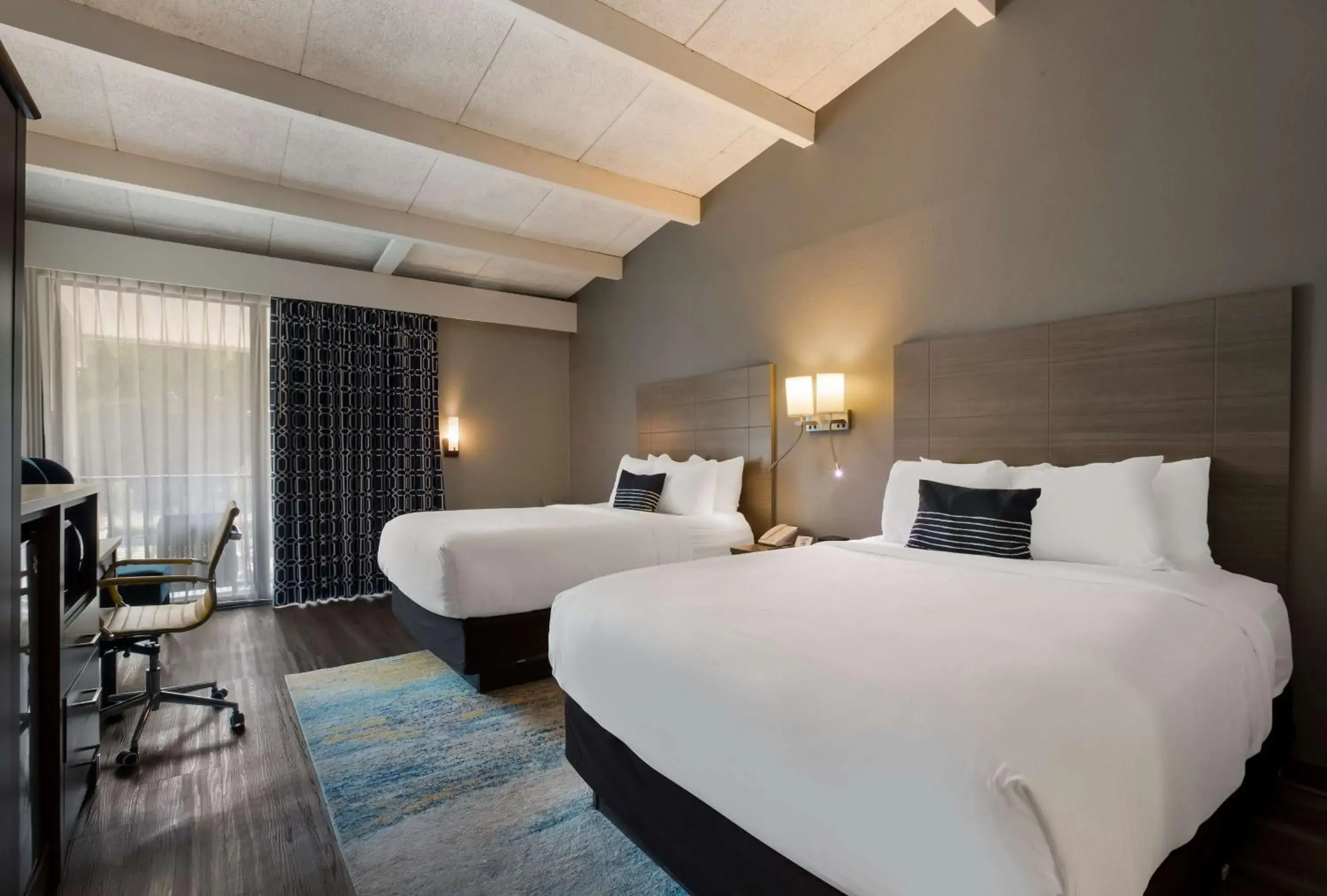 Bedroom, Bed in The Hub Middletown Red Bank- Best Western Signature Collection Bedroom, Bed in The Hub Middletown Red Bank- Best Western Signature Collection