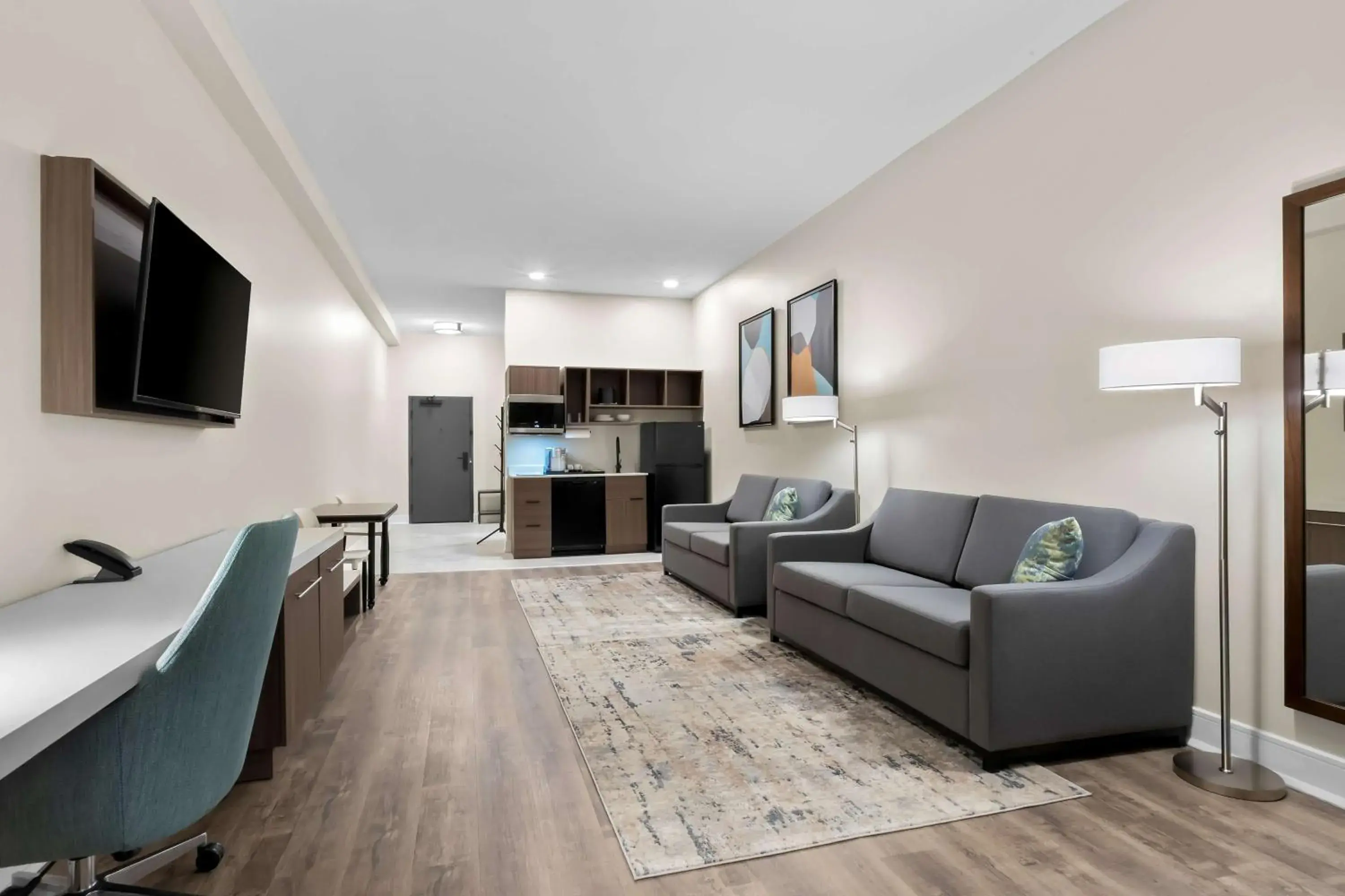 Bedroom in Latitude Suites Tinton Falls Eatontown - BW Premier Collection Bedroom in Latitude Suites Tinton Falls Eatontown - BW Premier Collection