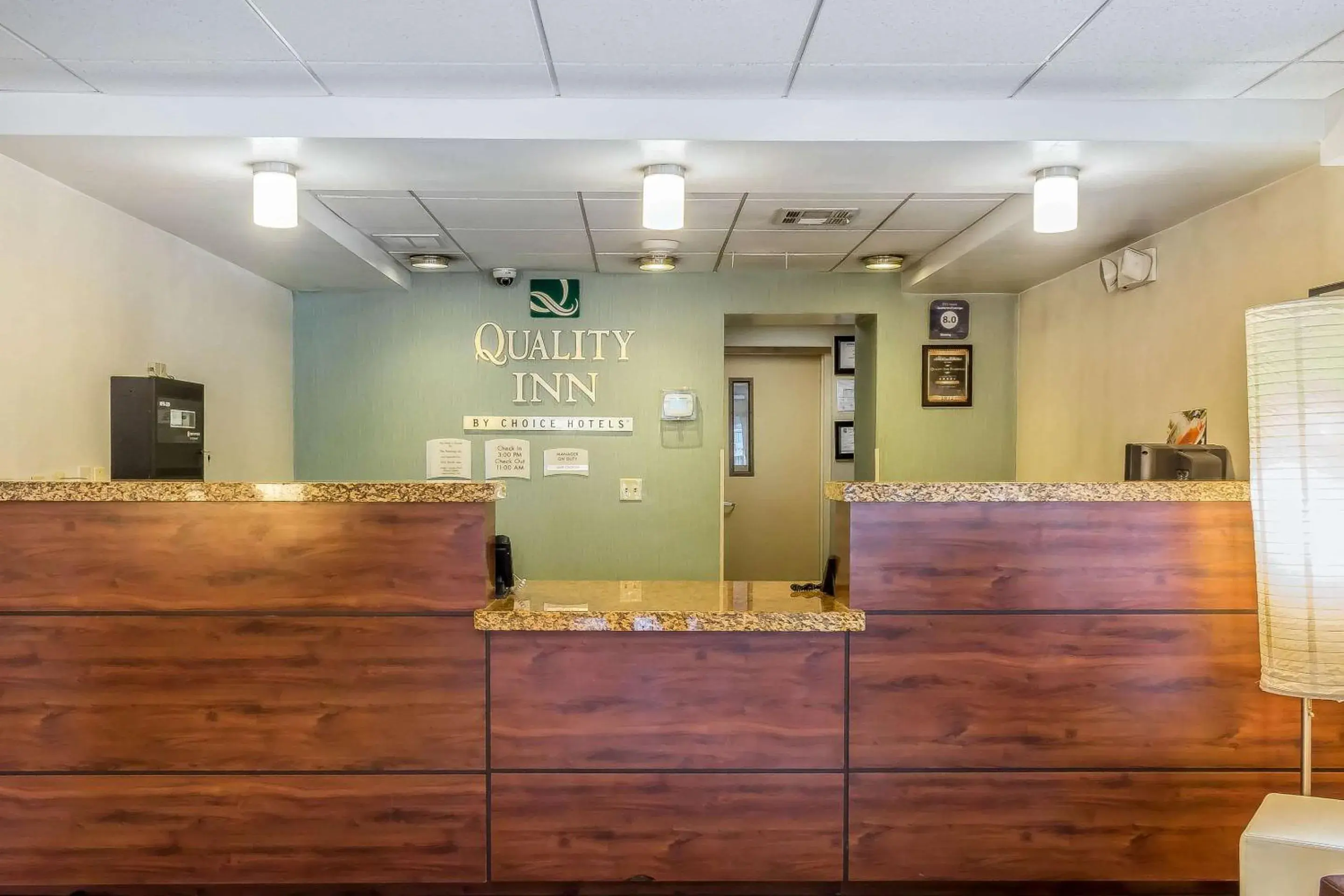 Lobby or reception in Quality Inn Flamingo Lobby or reception in Quality Inn Flamingo