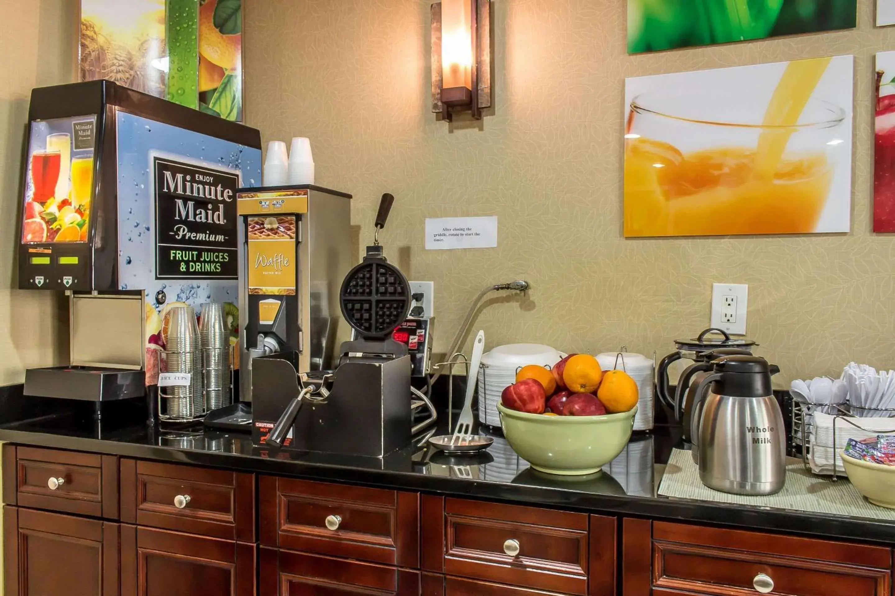 Restaurant/places to eat in Quality Inn near Mountain Creek Restaurant/places to eat in Quality Inn near Mountain Creek