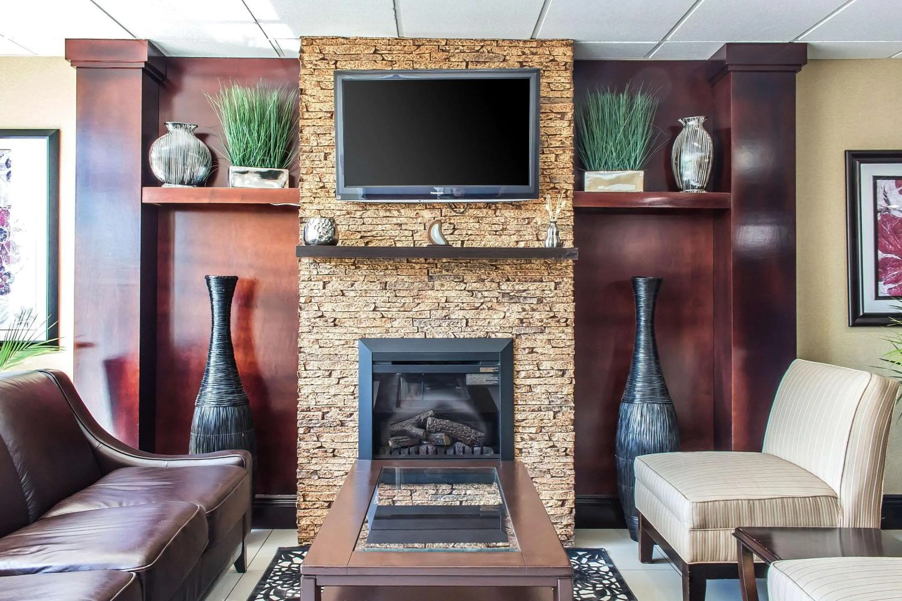 Lobby or reception in Quality Inn near Mountain Creek