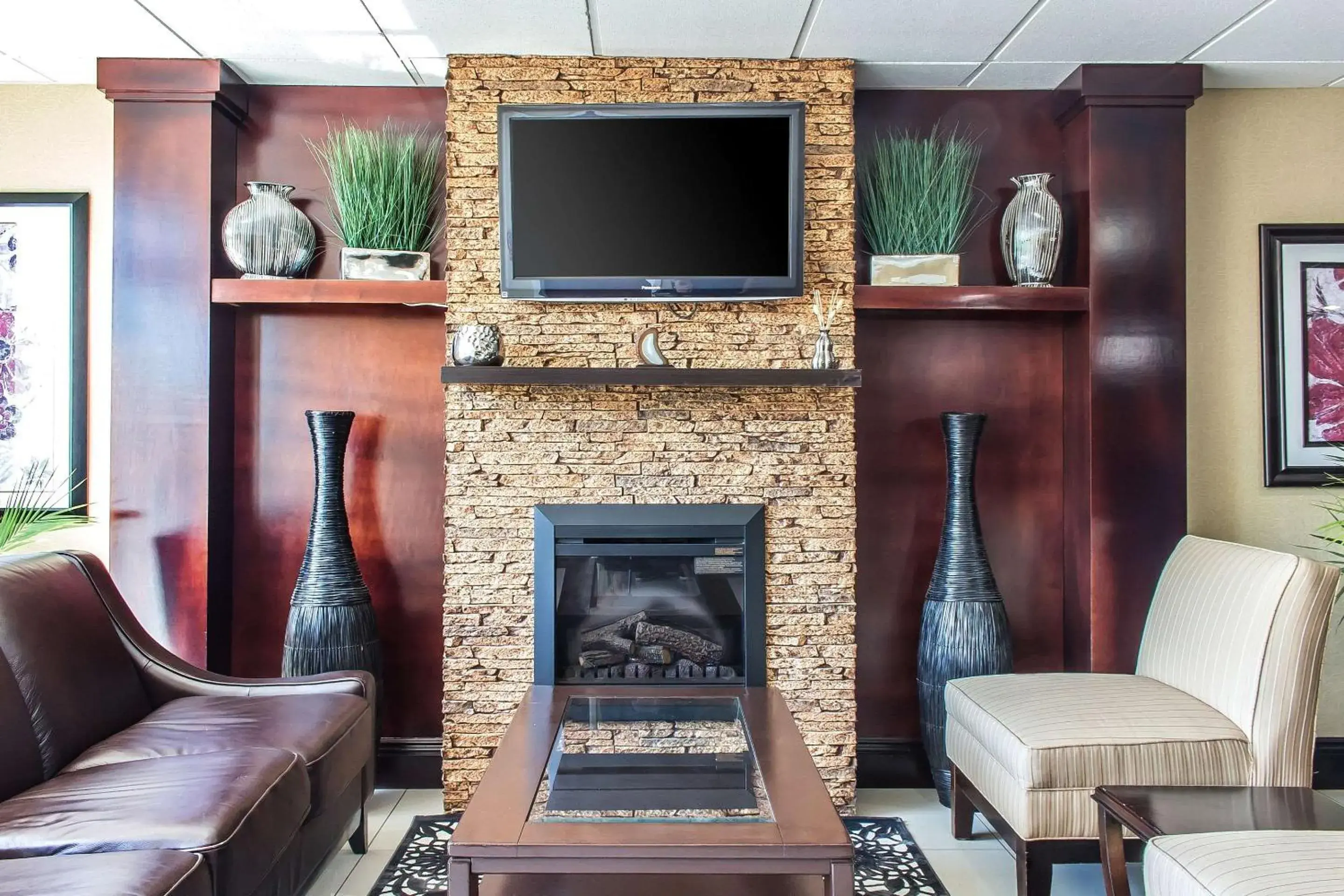 Lobby or reception in Quality Inn near Mountain Creek Lobby or reception in Quality Inn near Mountain Creek