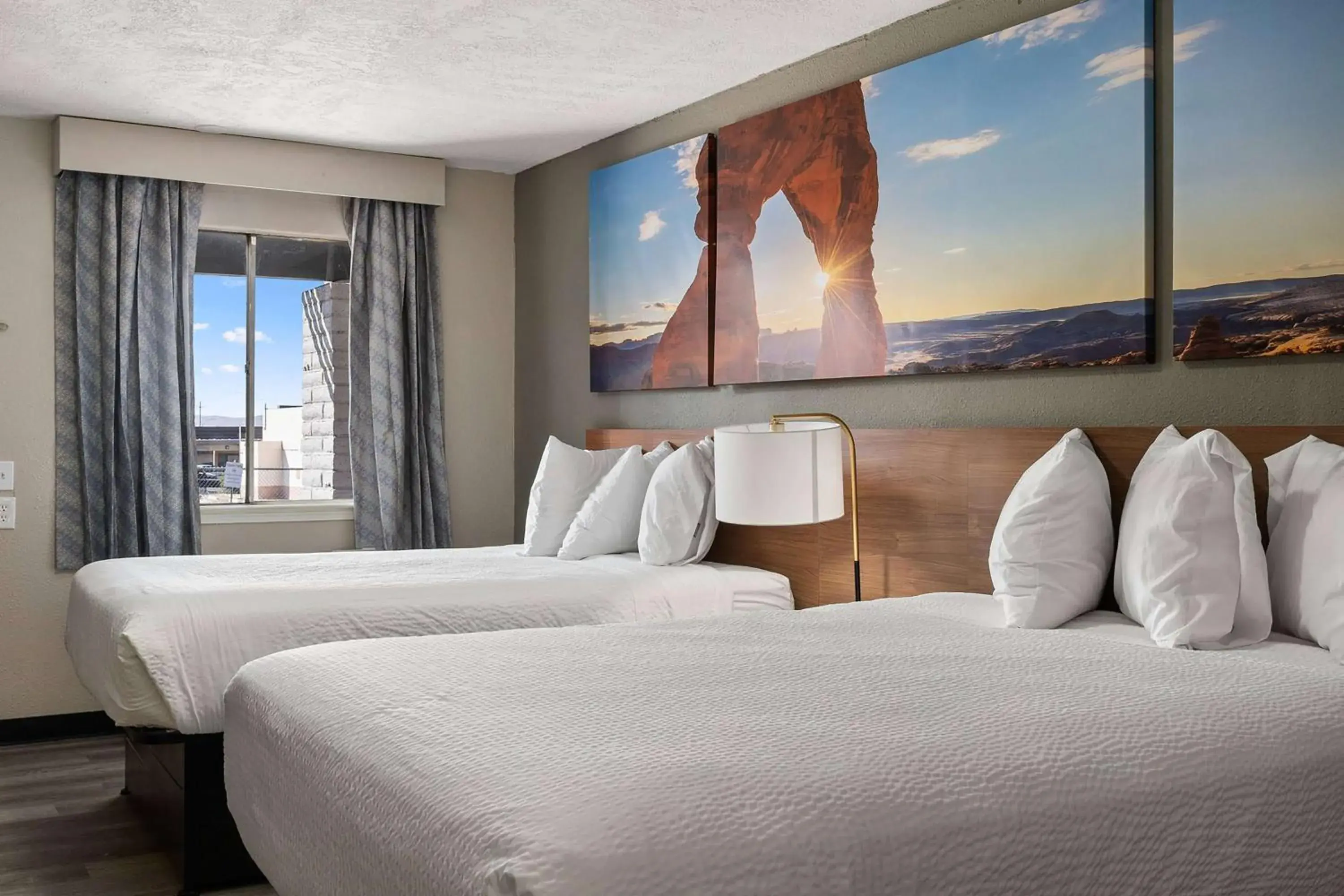 Photo of the whole room, Bed in Days inn by Wyndham Albuquerque Northeast Photo of the whole room, Bed in Days inn by Wyndham Albuquerque Northeast