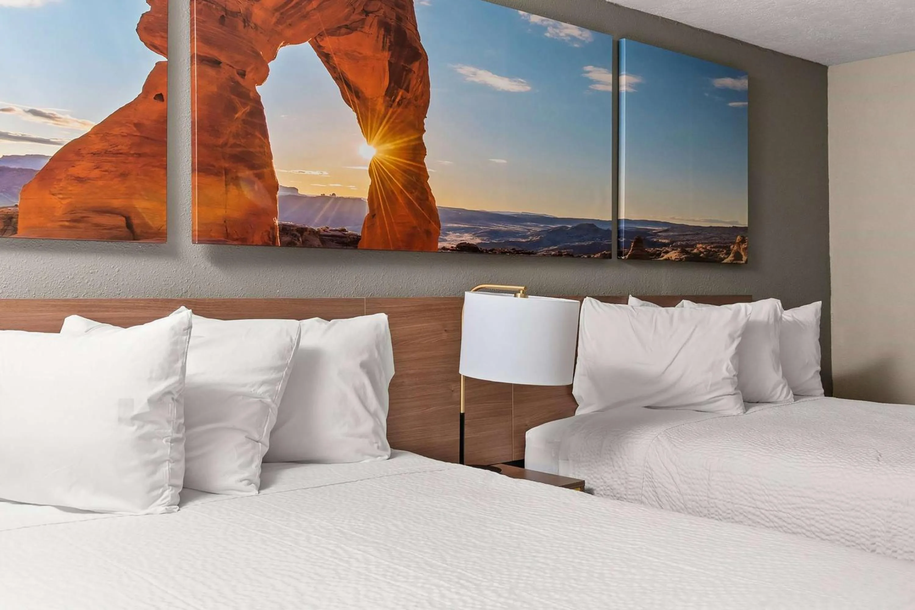 Photo of the whole room, Bed in Days inn by Wyndham Albuquerque Northeast