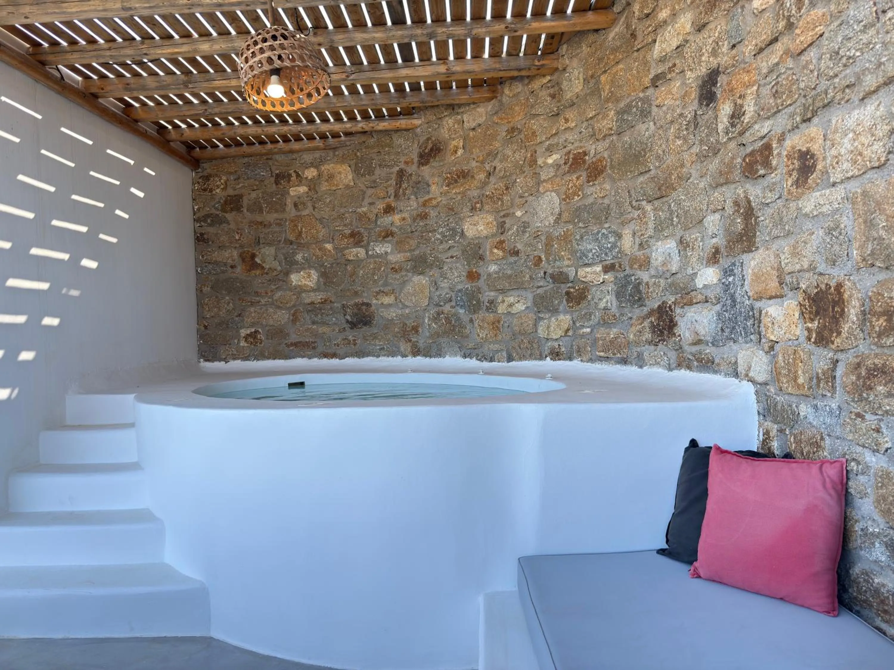 Hot Tub in Myconian Crown Suites