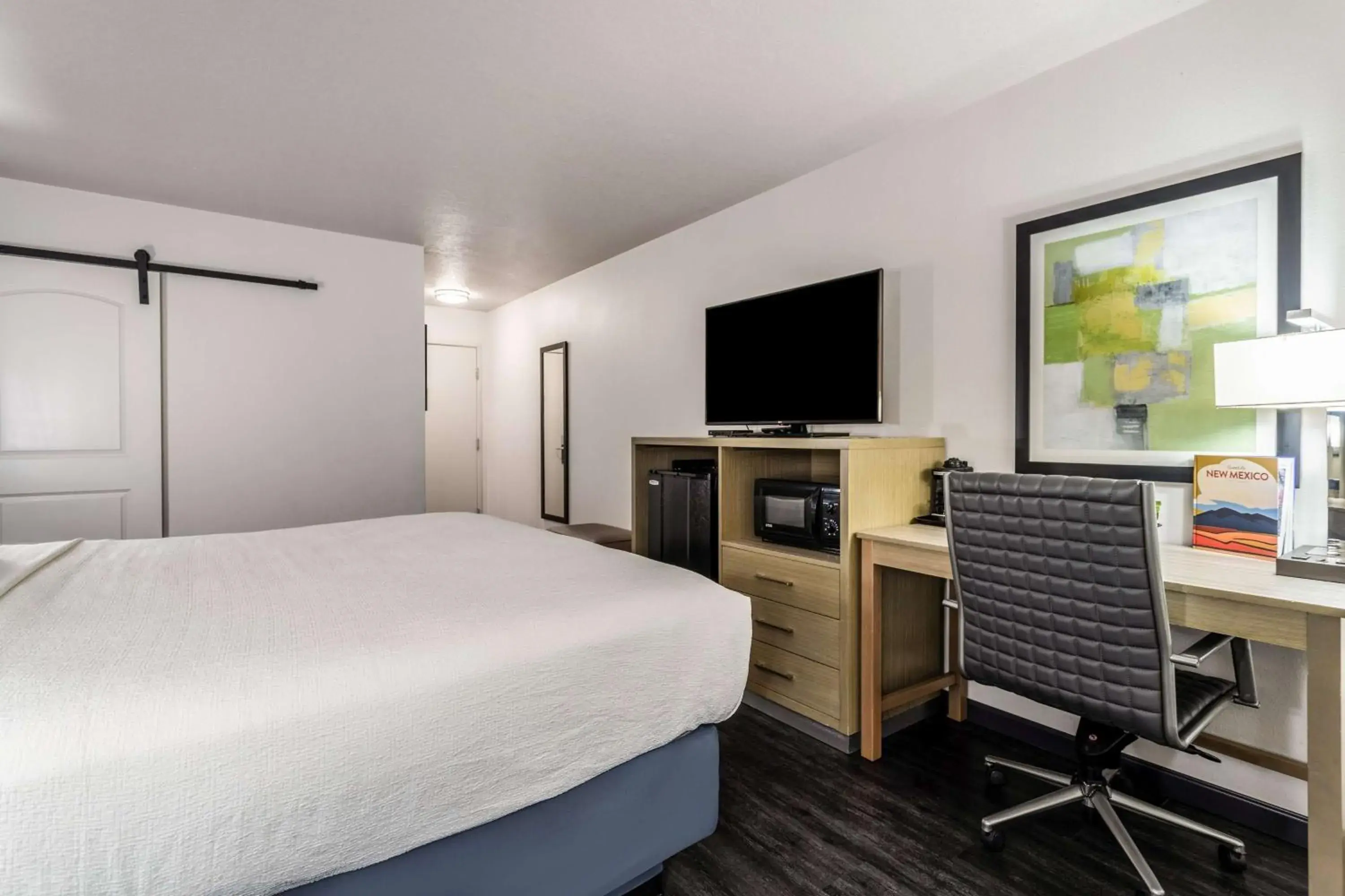 Bedroom, Bed in Best Western Grants Inn Bedroom, Bed in Best Western Grants Inn