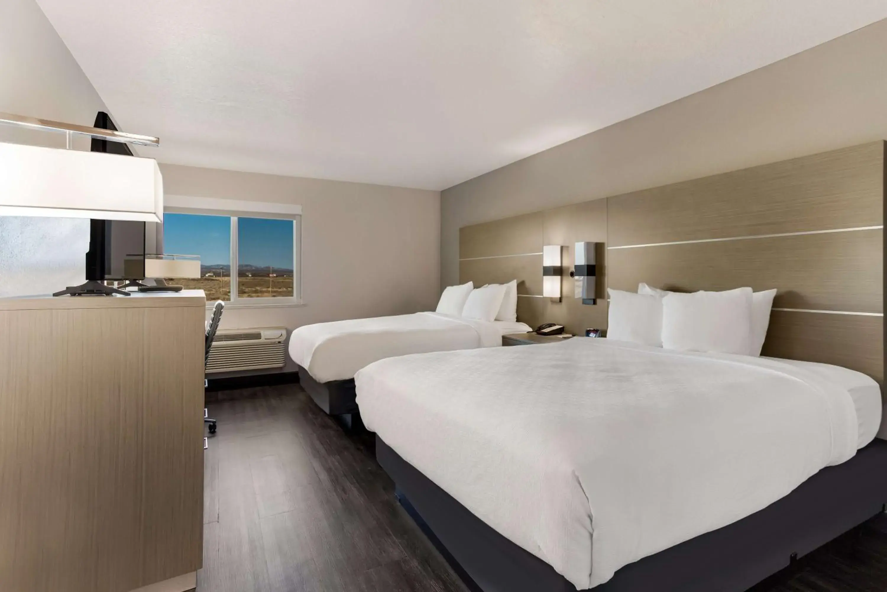 Bedroom, Bed in Best Western Grants Inn Bedroom, Bed in Best Western Grants Inn