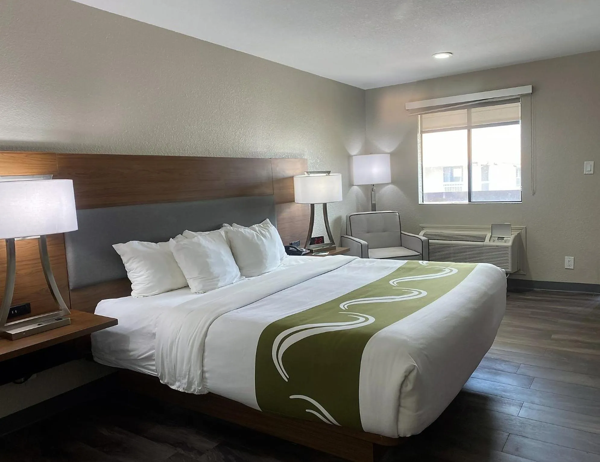 Bedroom, Bed in Quality Inn & Suites Near White Sands National Park