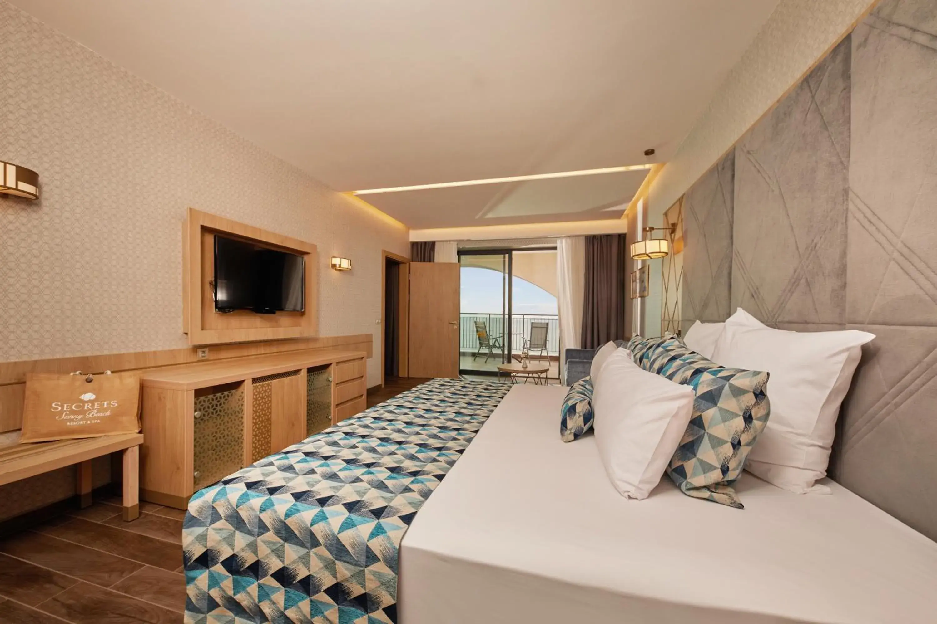 Preferred Club Suite Frontal Sea View in Secrets Sunny Beach Resort and Spa - Premium All Inclusive - Adults Only Preferred Club Suite Frontal Sea View in Secrets Sunny Beach Resort and Spa - Premium All Inclusive - Adults Only